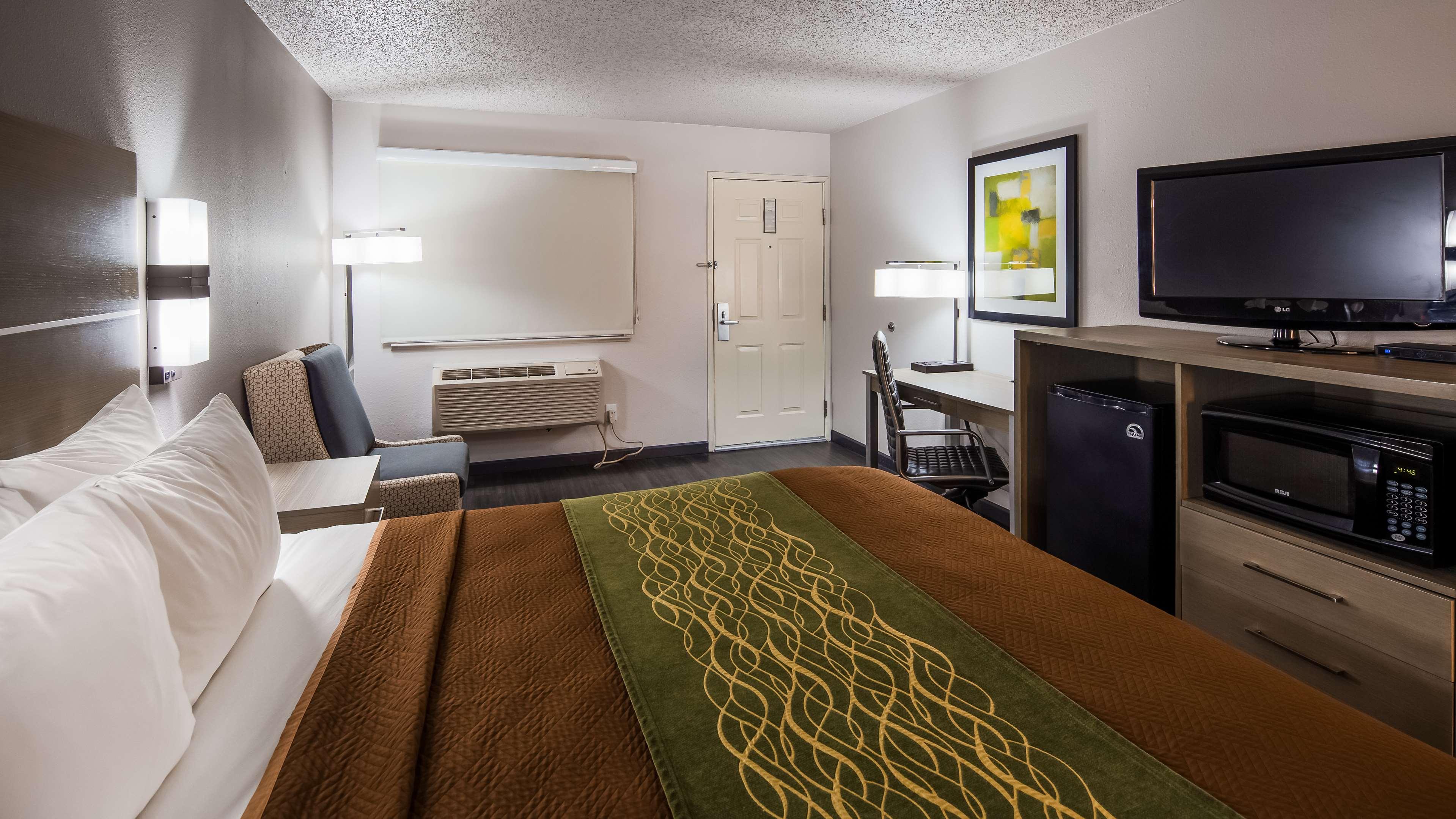 SureStay Hotel by Best Western Grants — photo 5