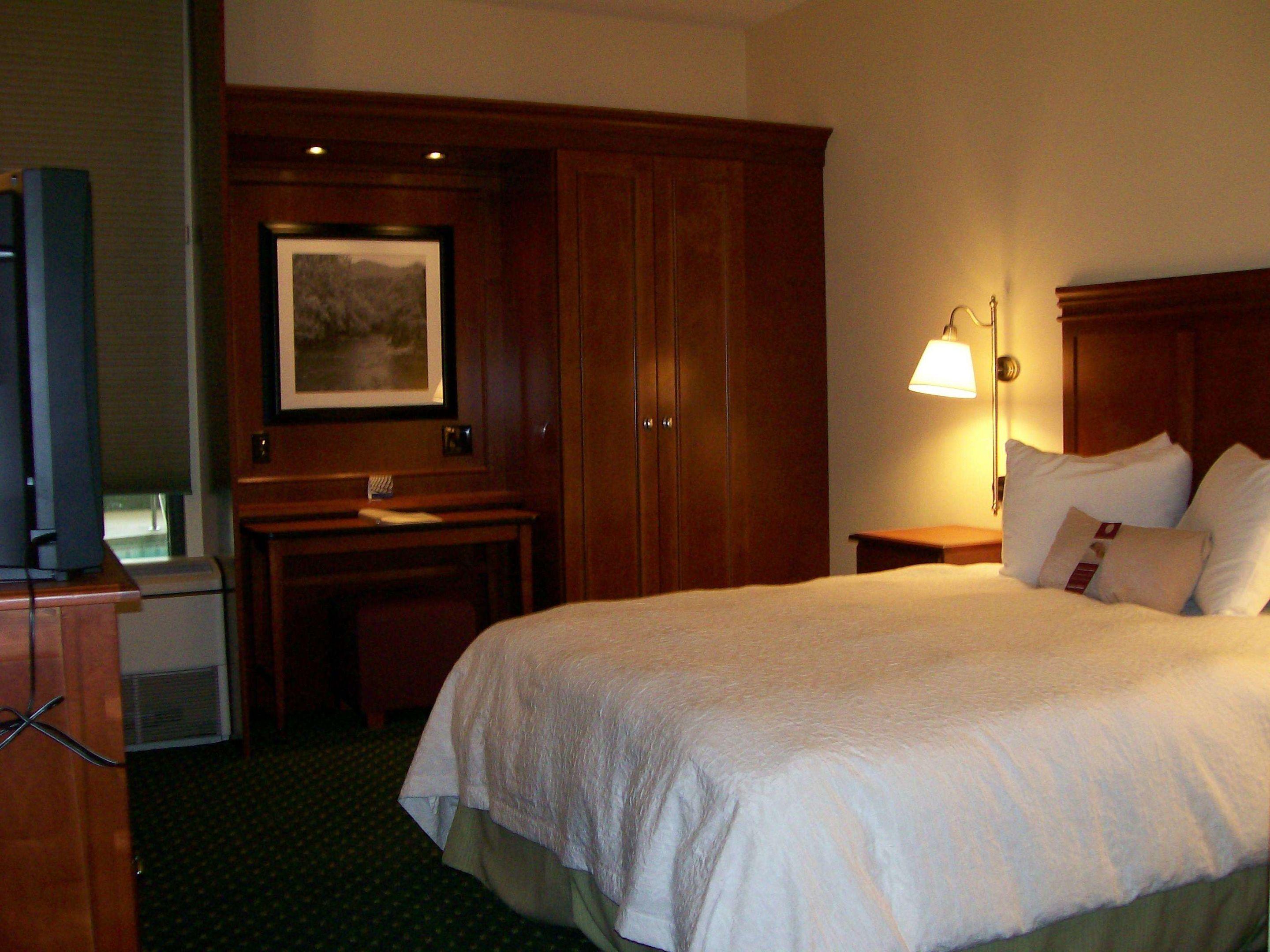 Hampton Inn Charleston Downtown - Civic Center — photo 5