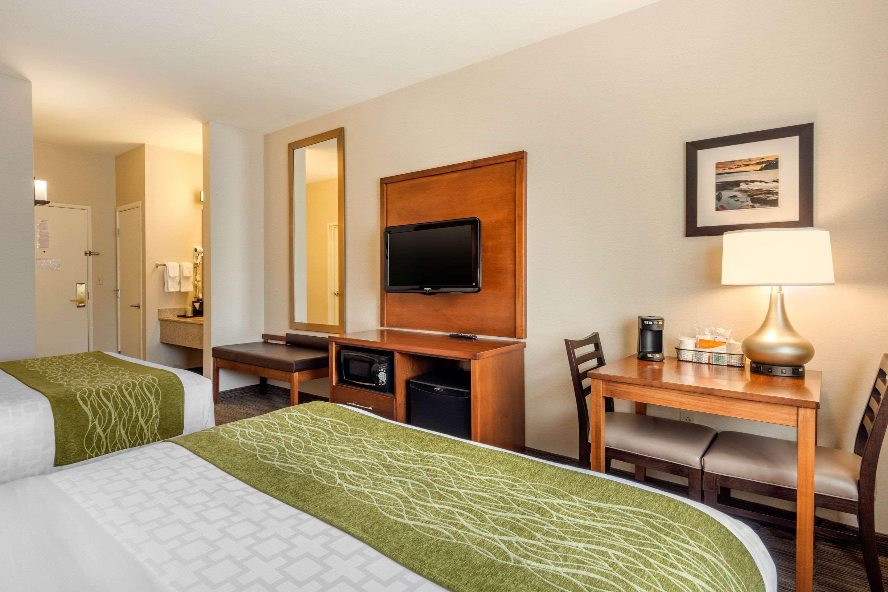 Comfort Inn Ellsworth - Bar Harbor — photo 5