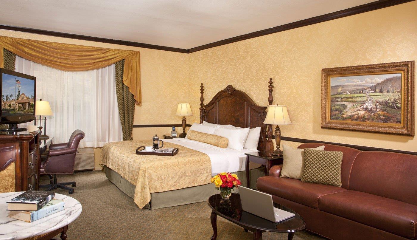 Ayres Inn Corona East — photo 4