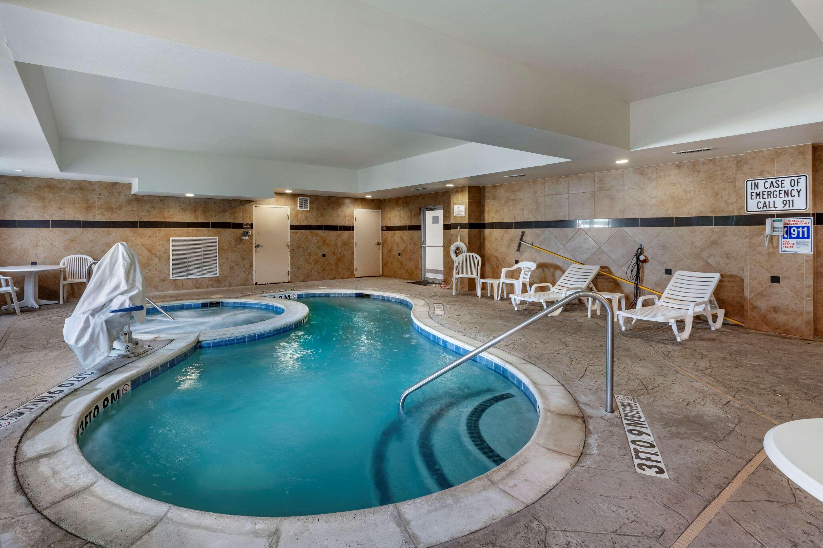 Comfort Suites Plano East - Richardson — photo 4