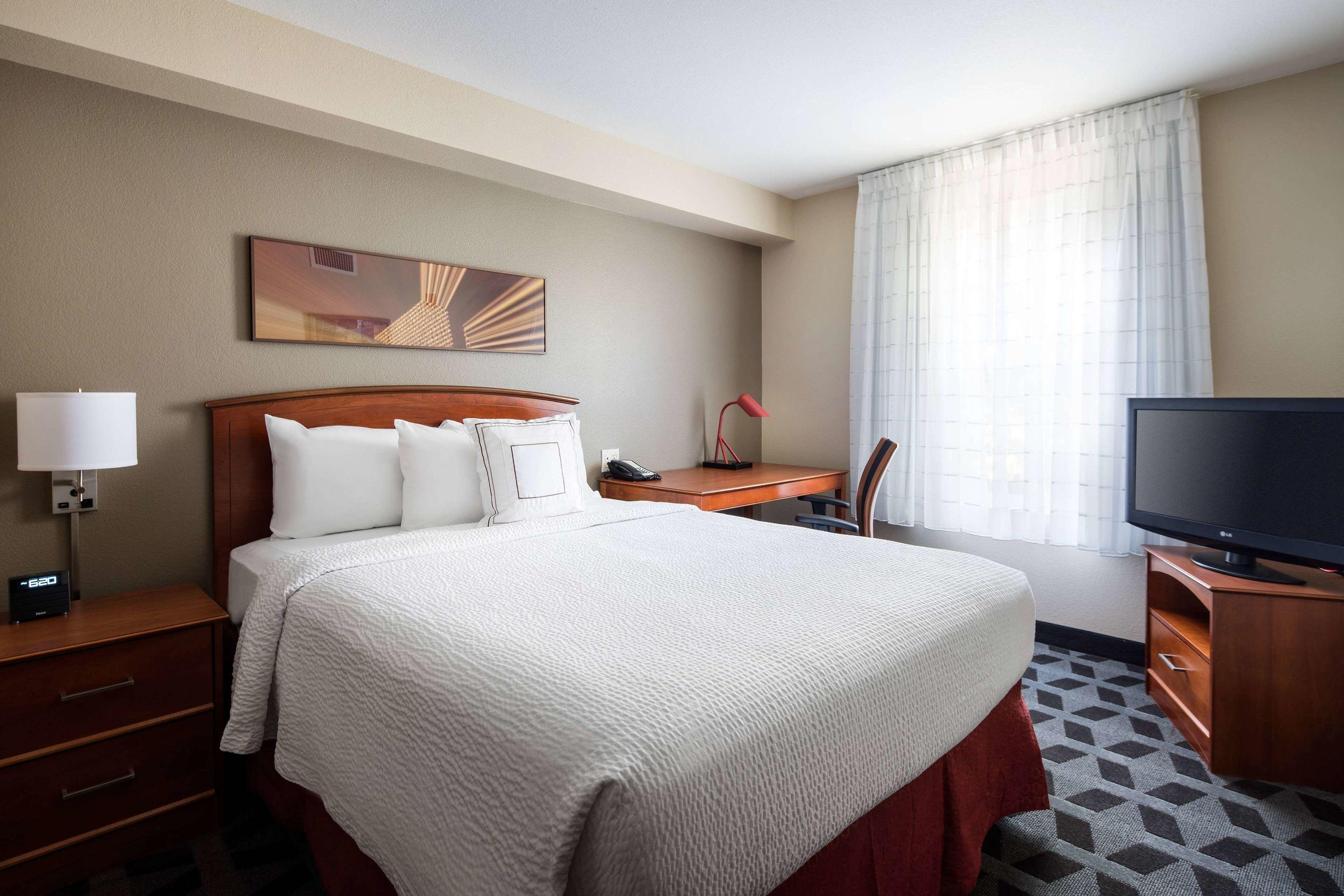 Sonesta Simply Suites Seattle Renton — photo 4