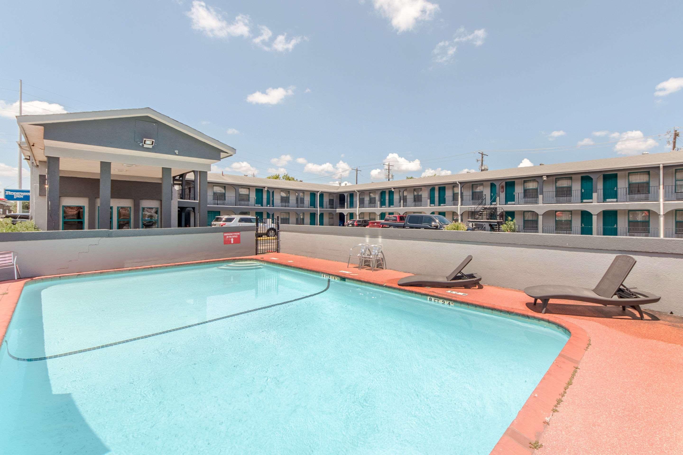 Rodeway Inn University/Downtown — photo 5