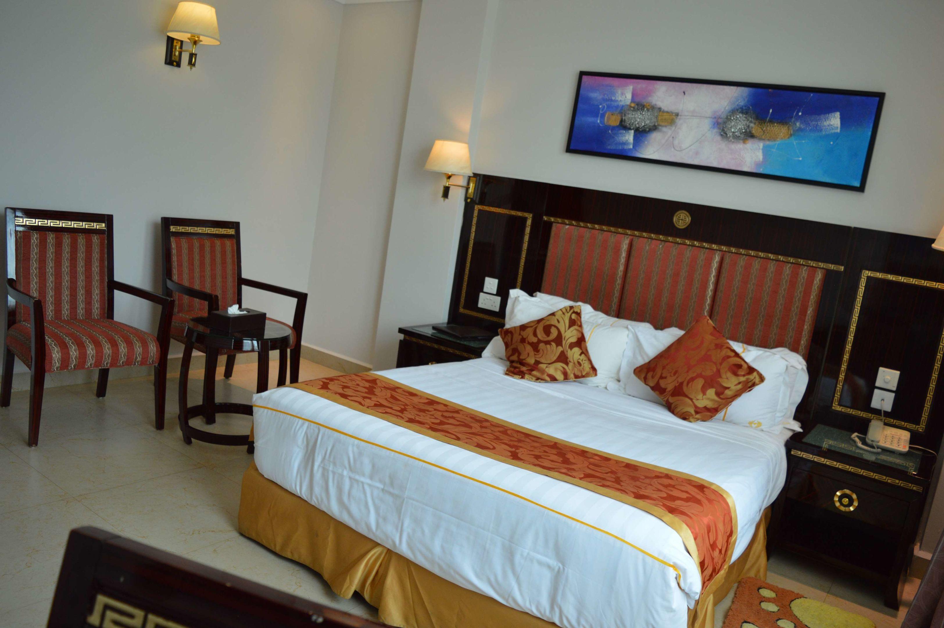 Tiffany Diamond Hotel — photo 3