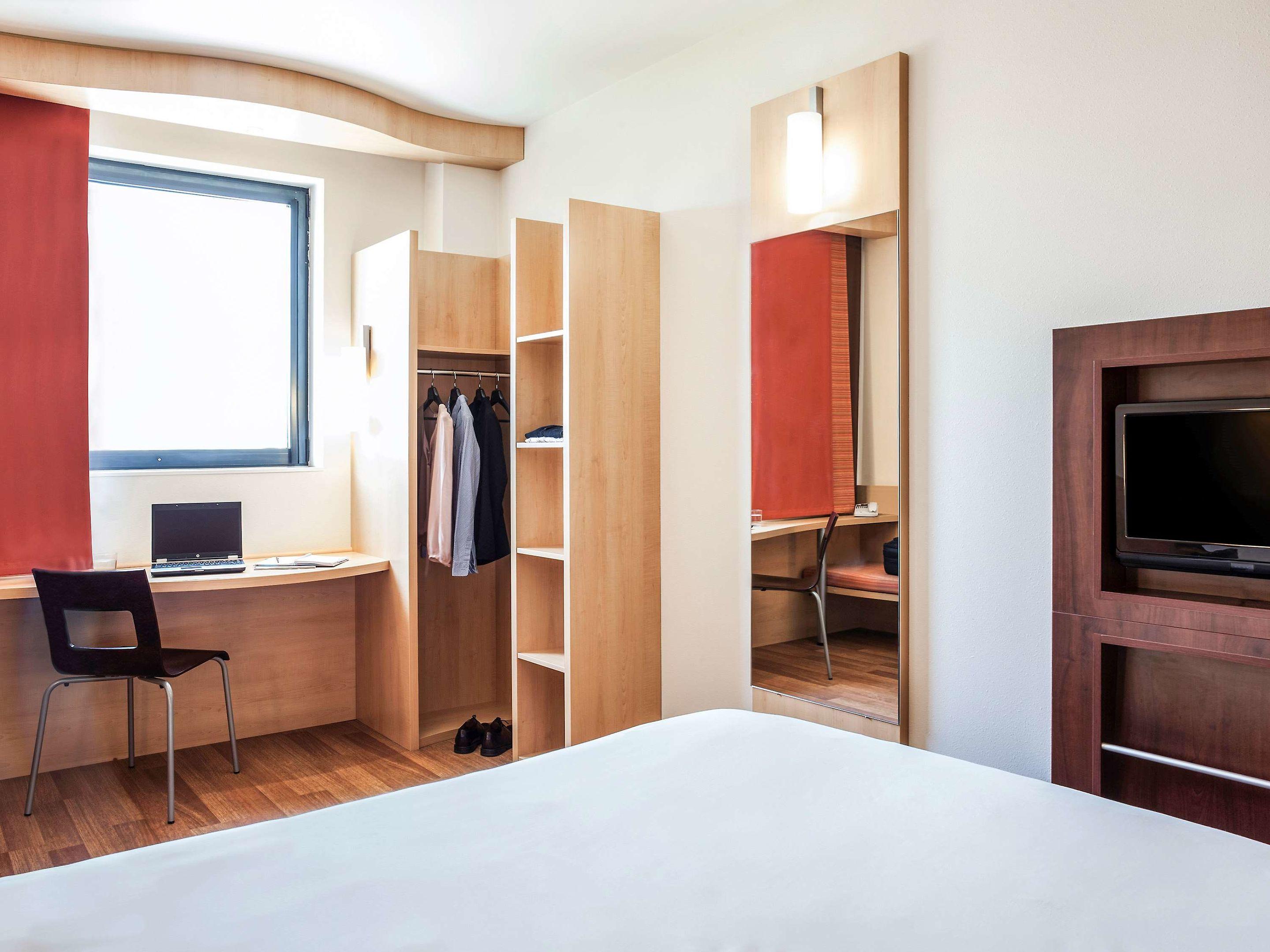 ibis Barcelona Ripollet — photo 5