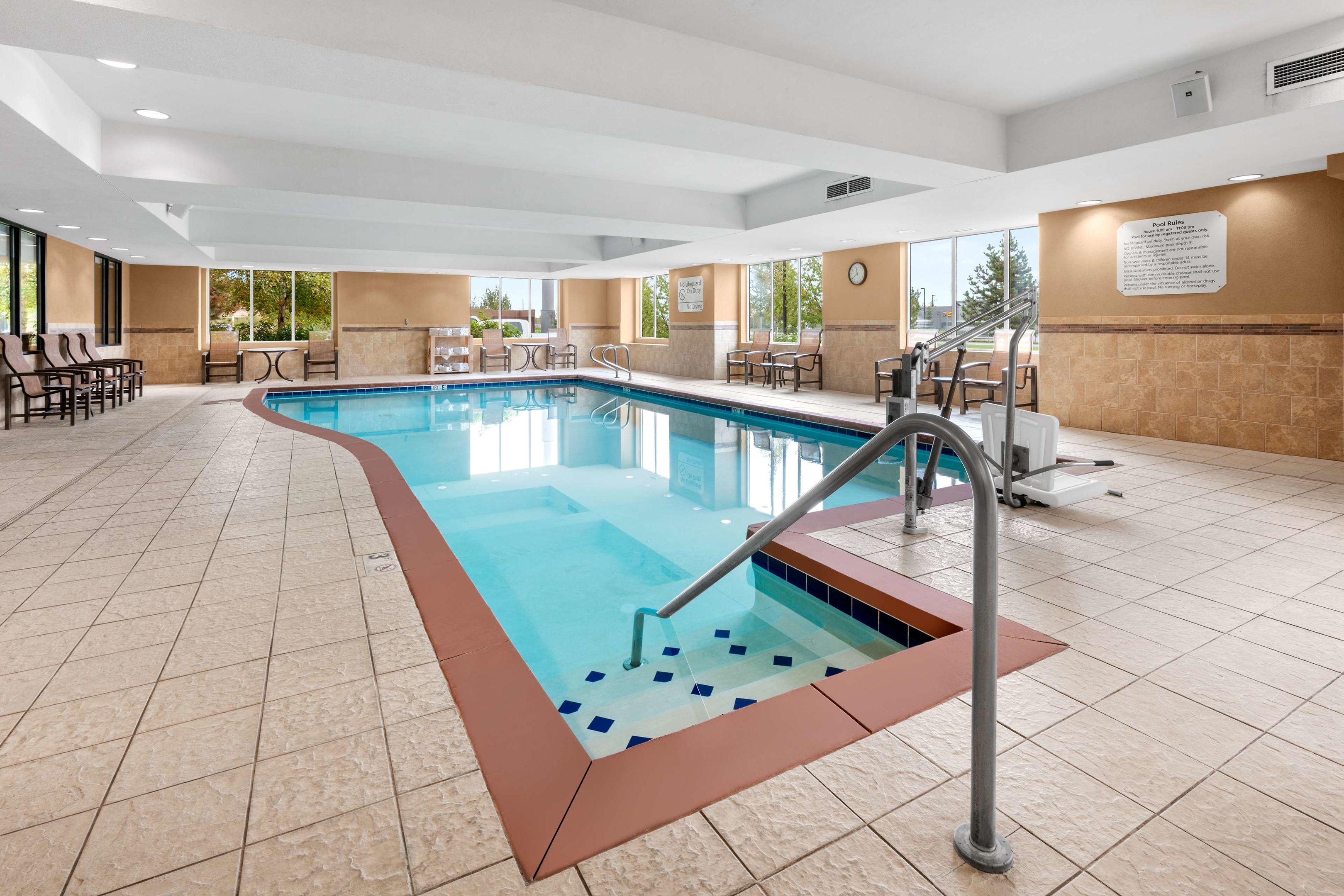 Hampton Inn & Suites Fairbanks — photo 3