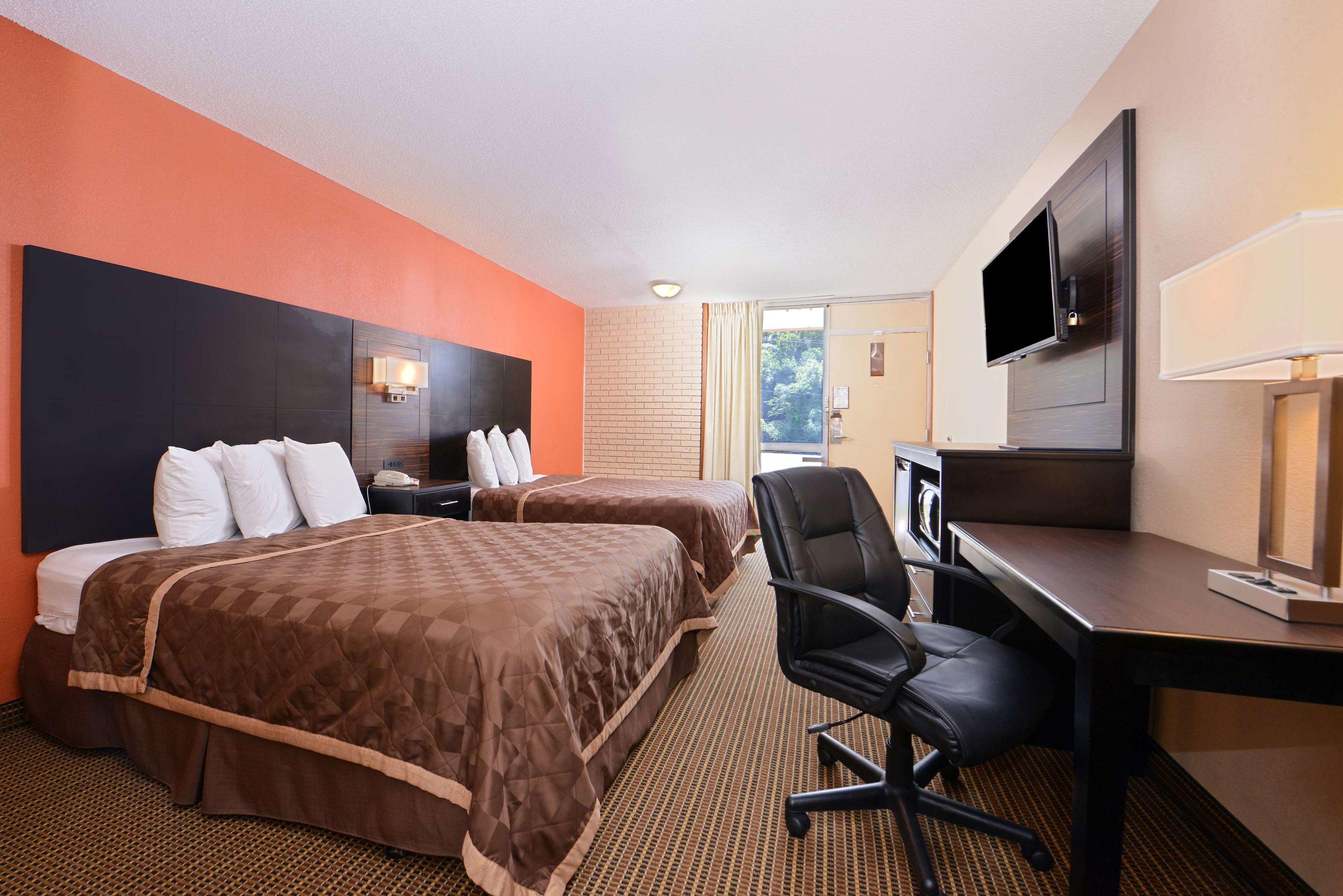 Americas Best Value Inn - Collinsville / St. Louis — photo 5