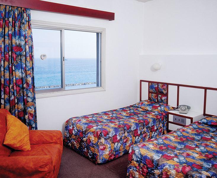 Eden Beach Apartments — photo 4