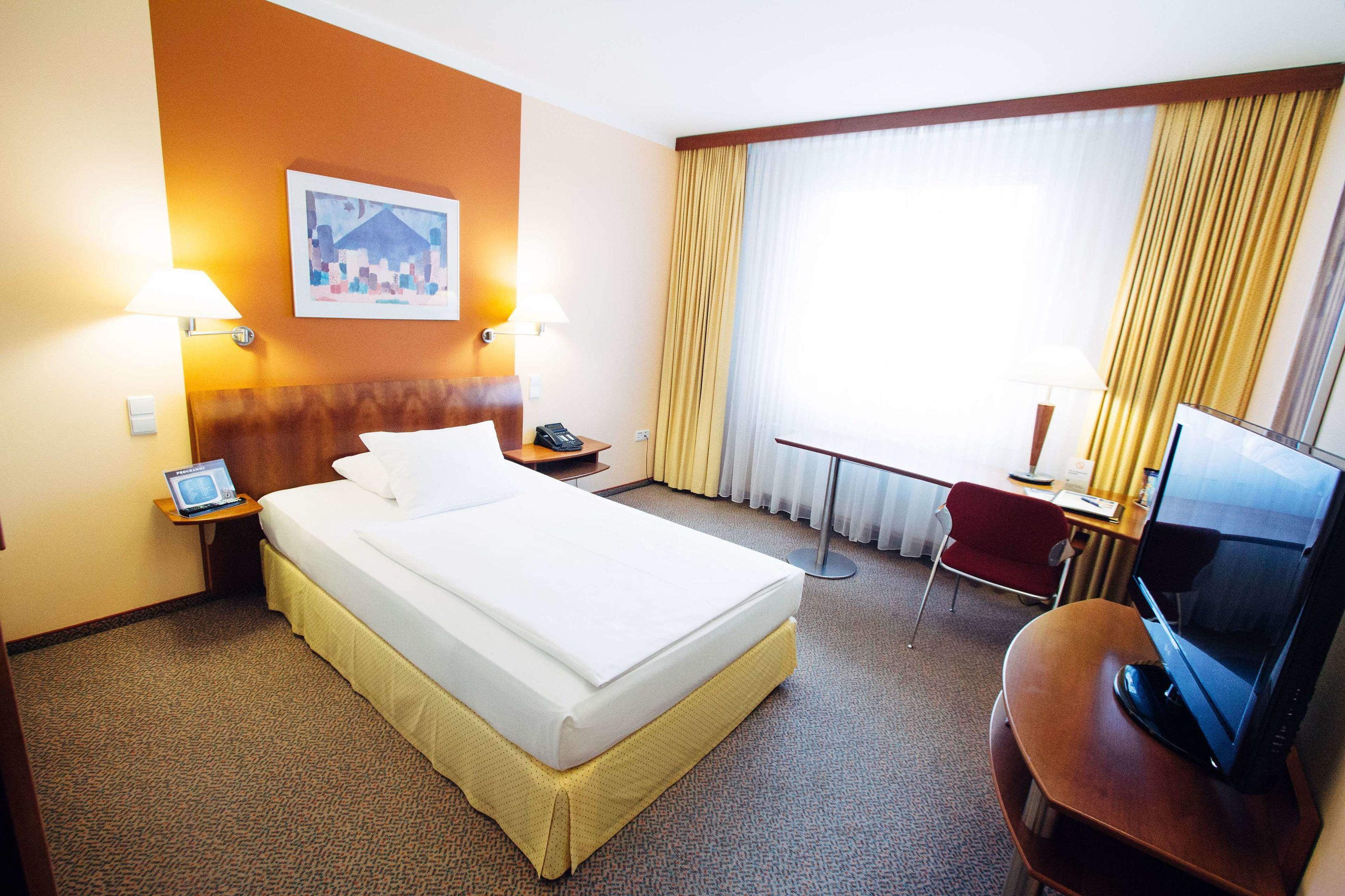 Globana Airporthotel — photo 2
