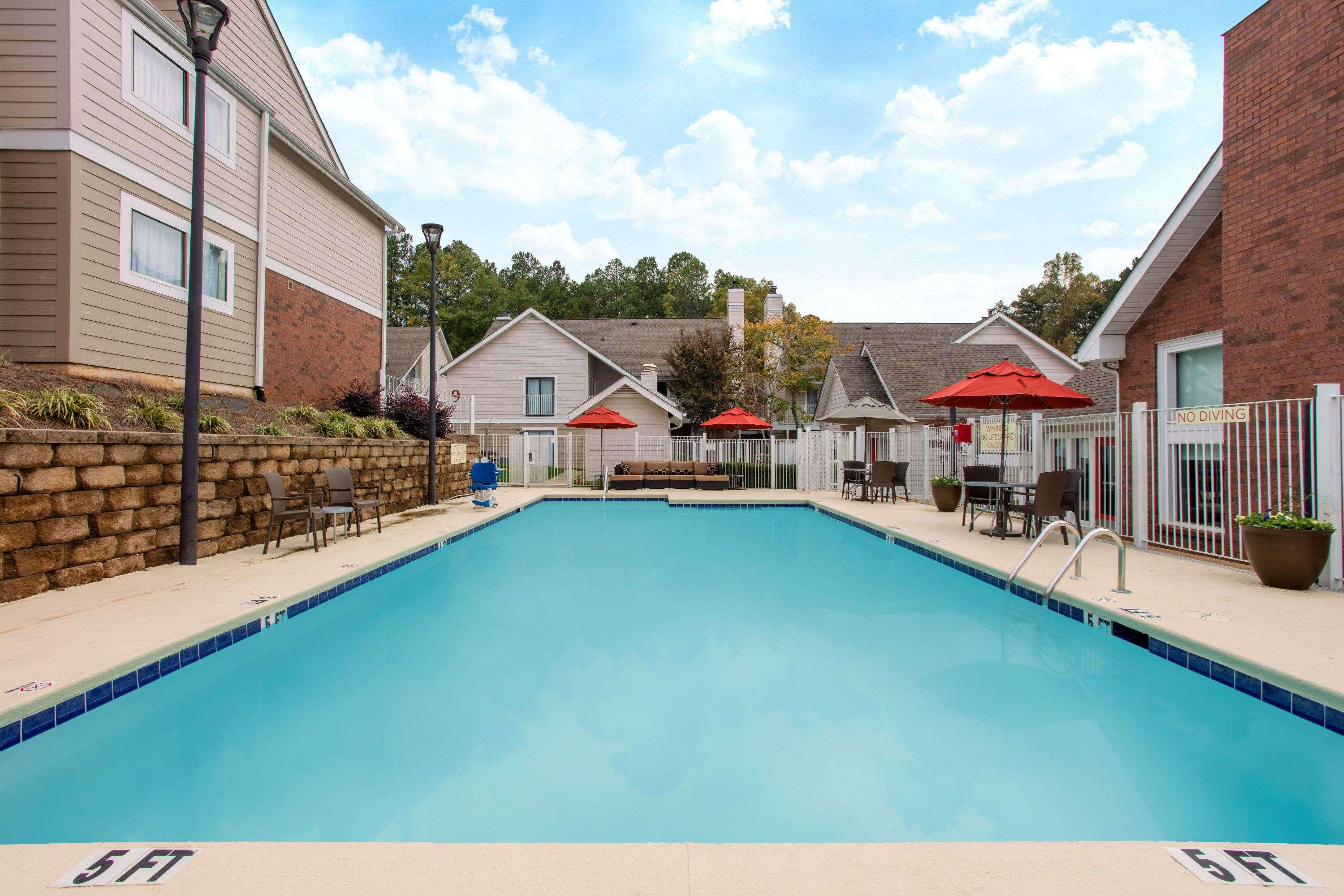 Hawthorn Suites by Wyndham Atlanta Perimeter Center — photo 3