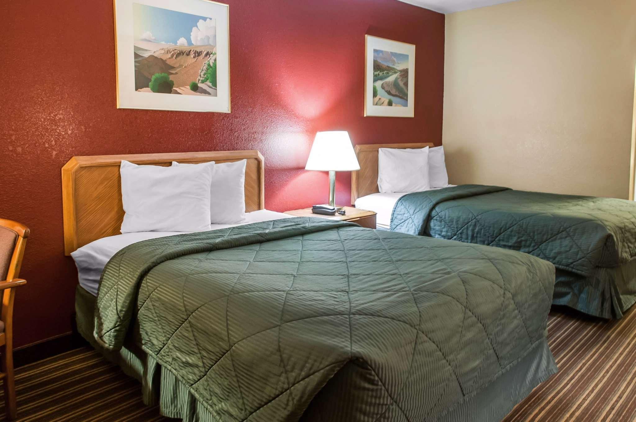 Suburban Extended Stay Hotel East — photo 4