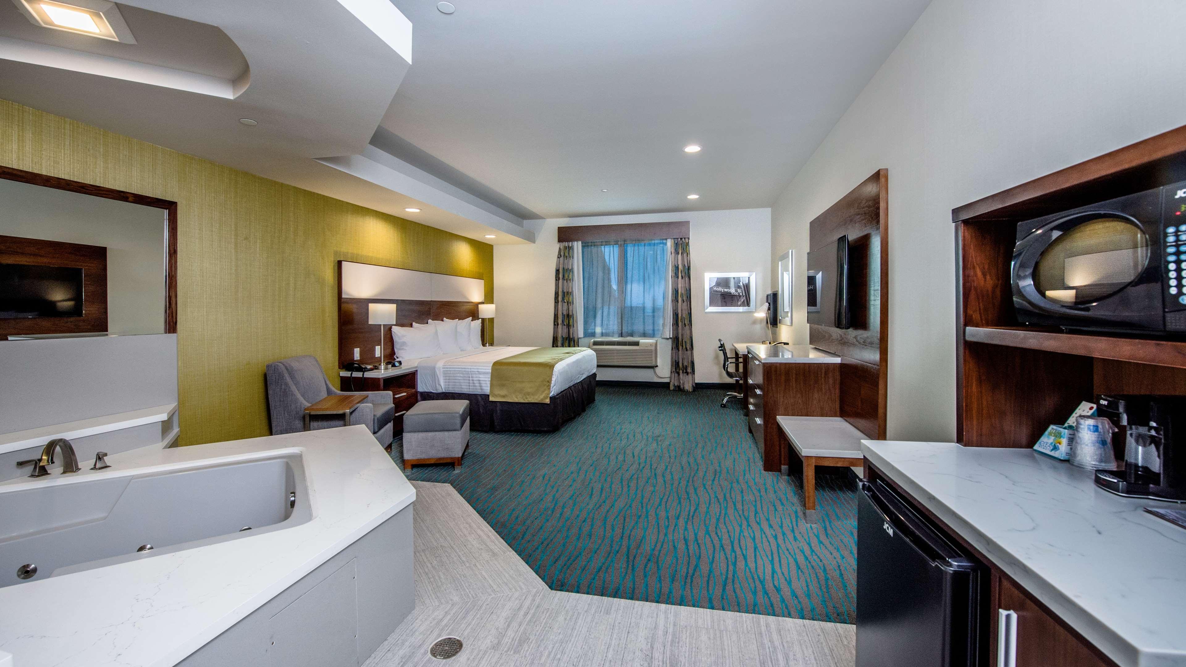 Best Western Plus Gardena Inn & Suites — photo 3