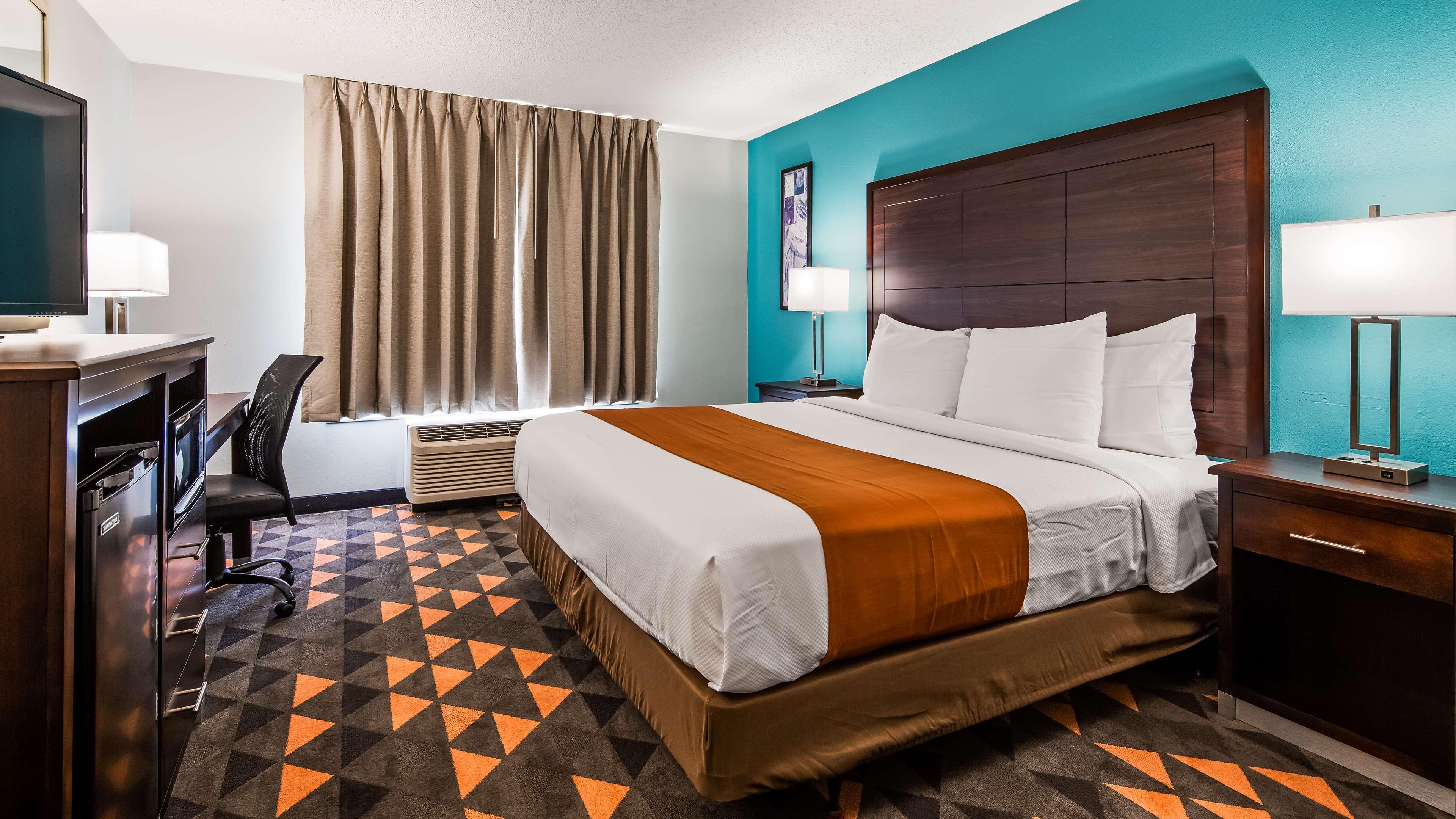 SureStay Plus Hotel by Best Western Indianapolis Northeast — photo 4