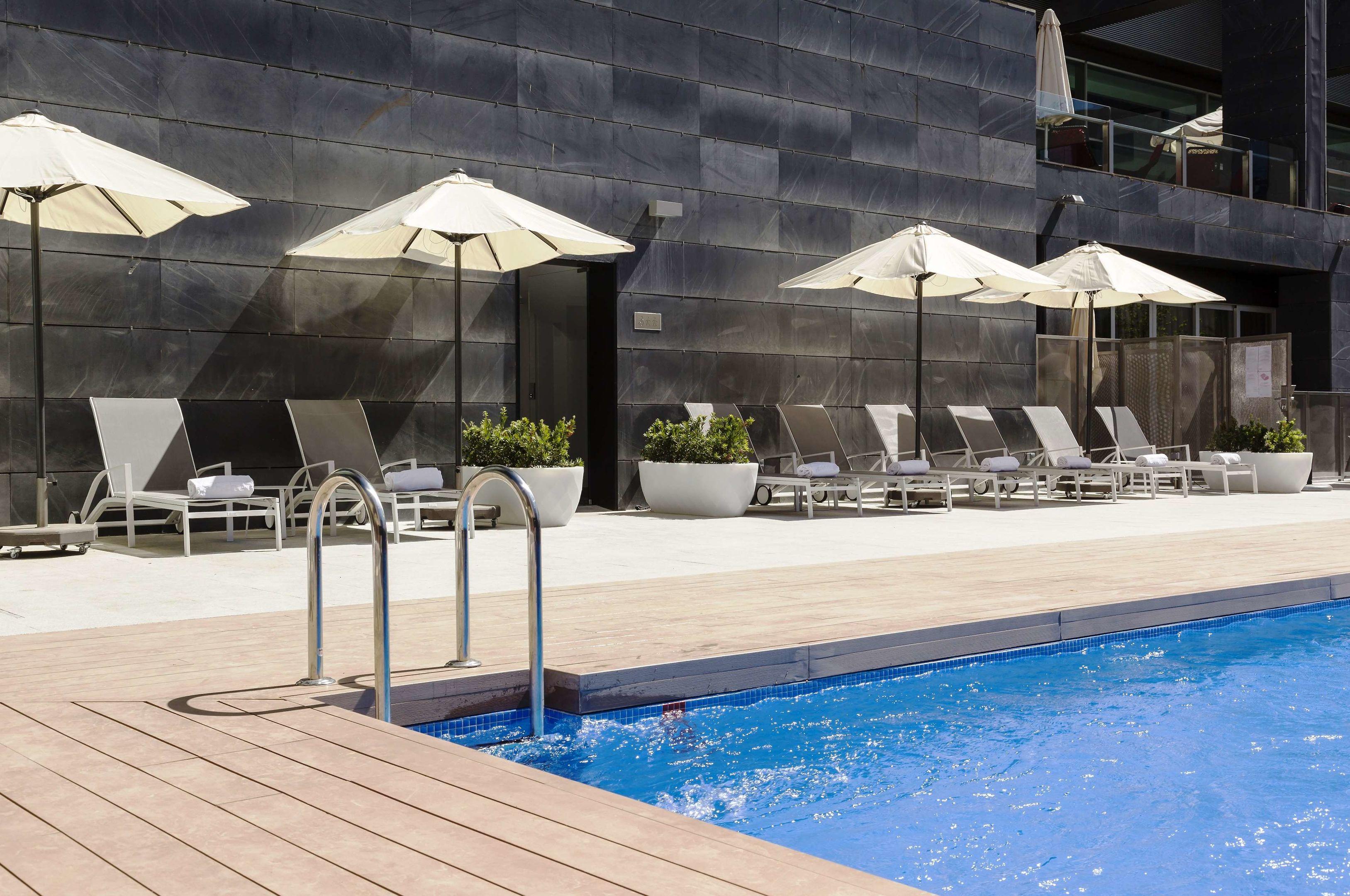 Hotel ILUNION Atrium — photo 4