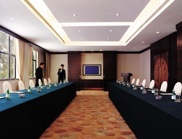 Shangri-La — photo 3
