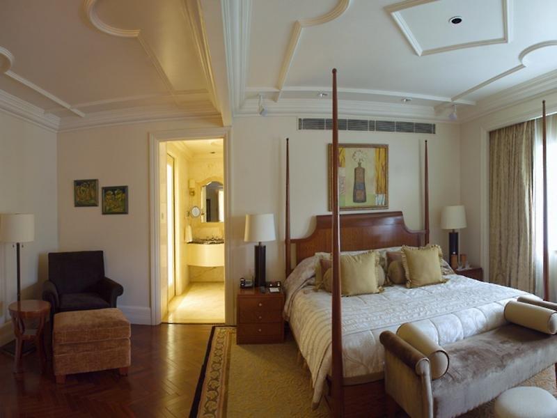 The Claridges — photo 4