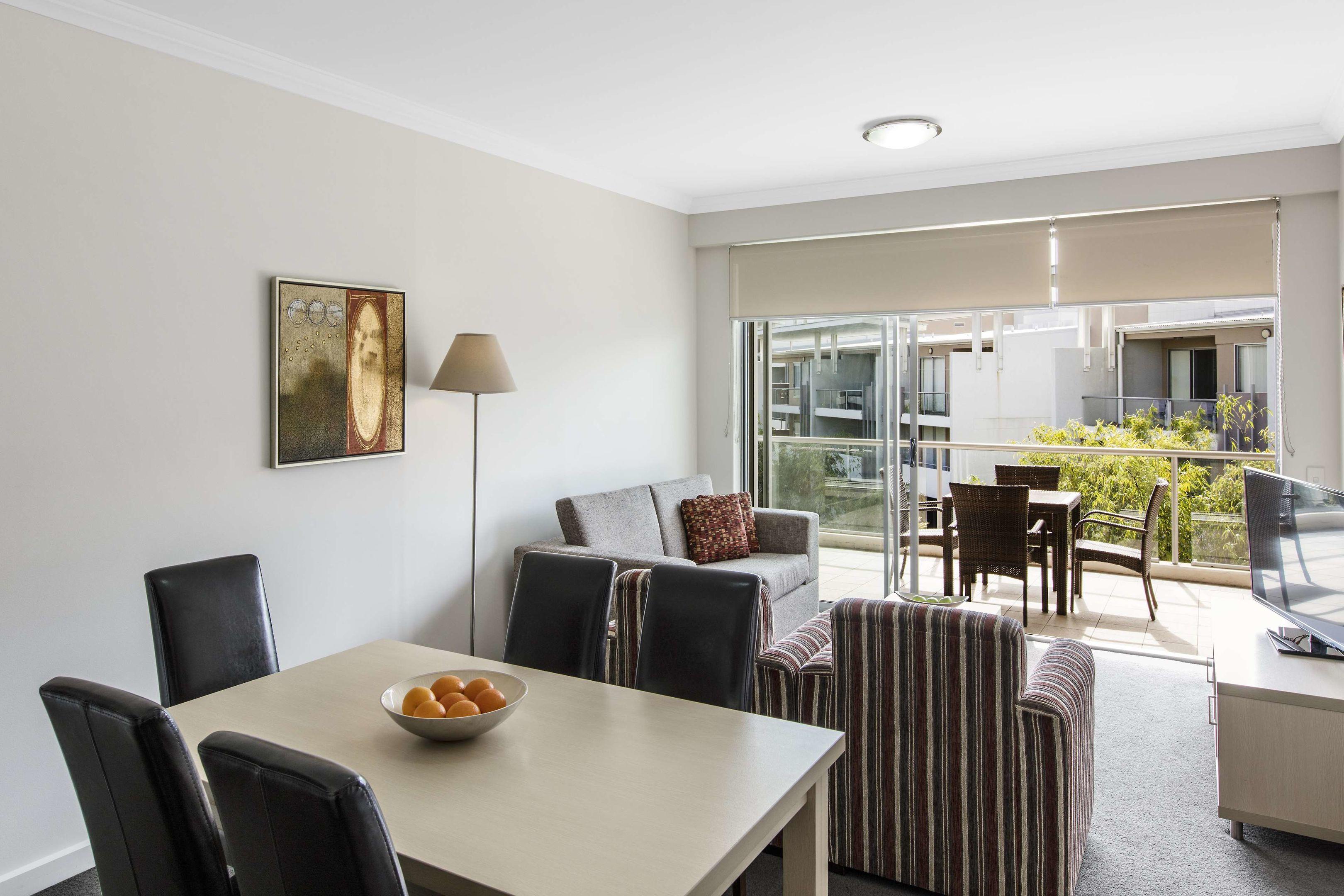 Oaks Mews — photo 4