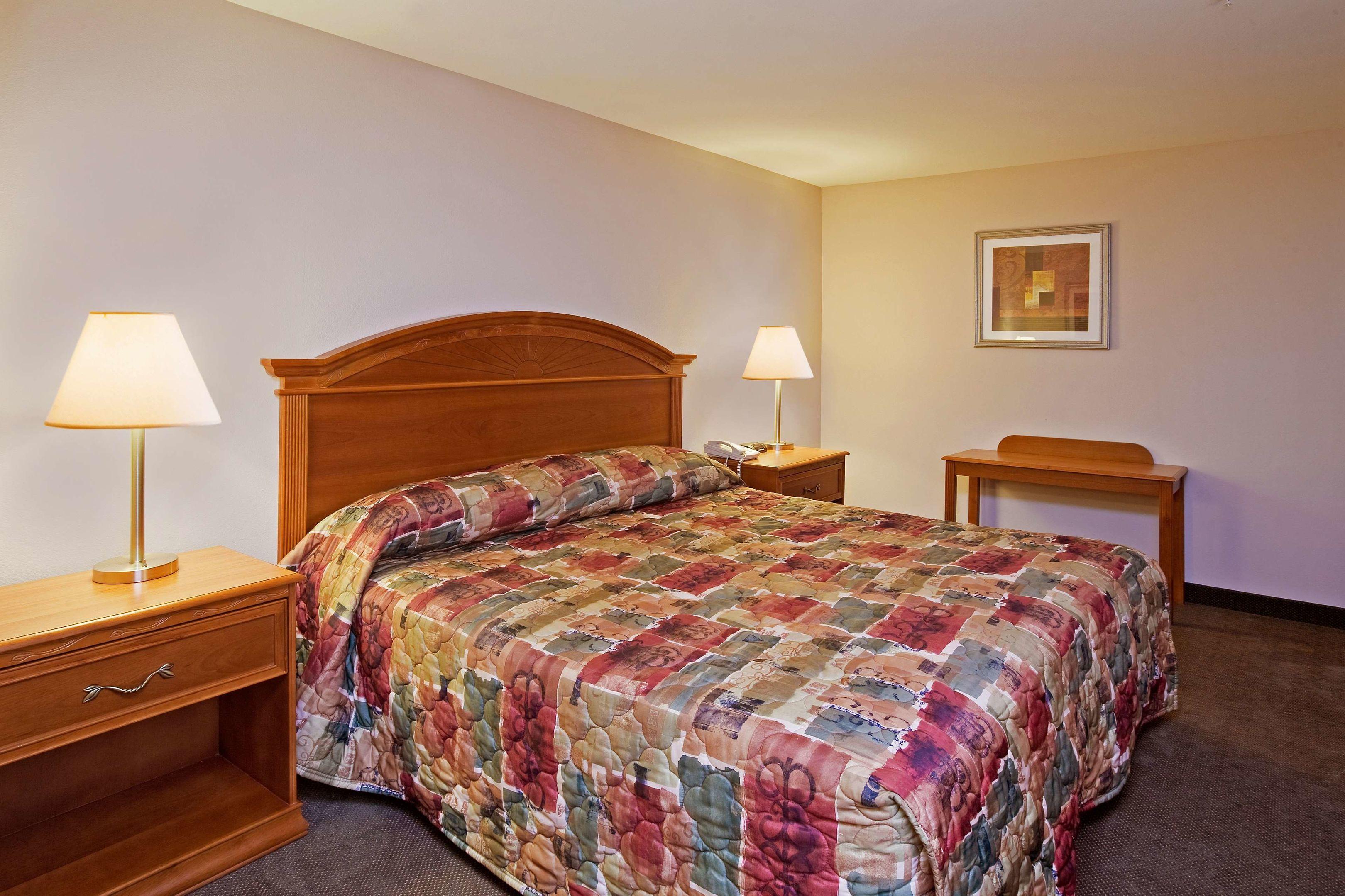 Americas Best Value Inn & Suites-Mableton/Atlanta — photo 4