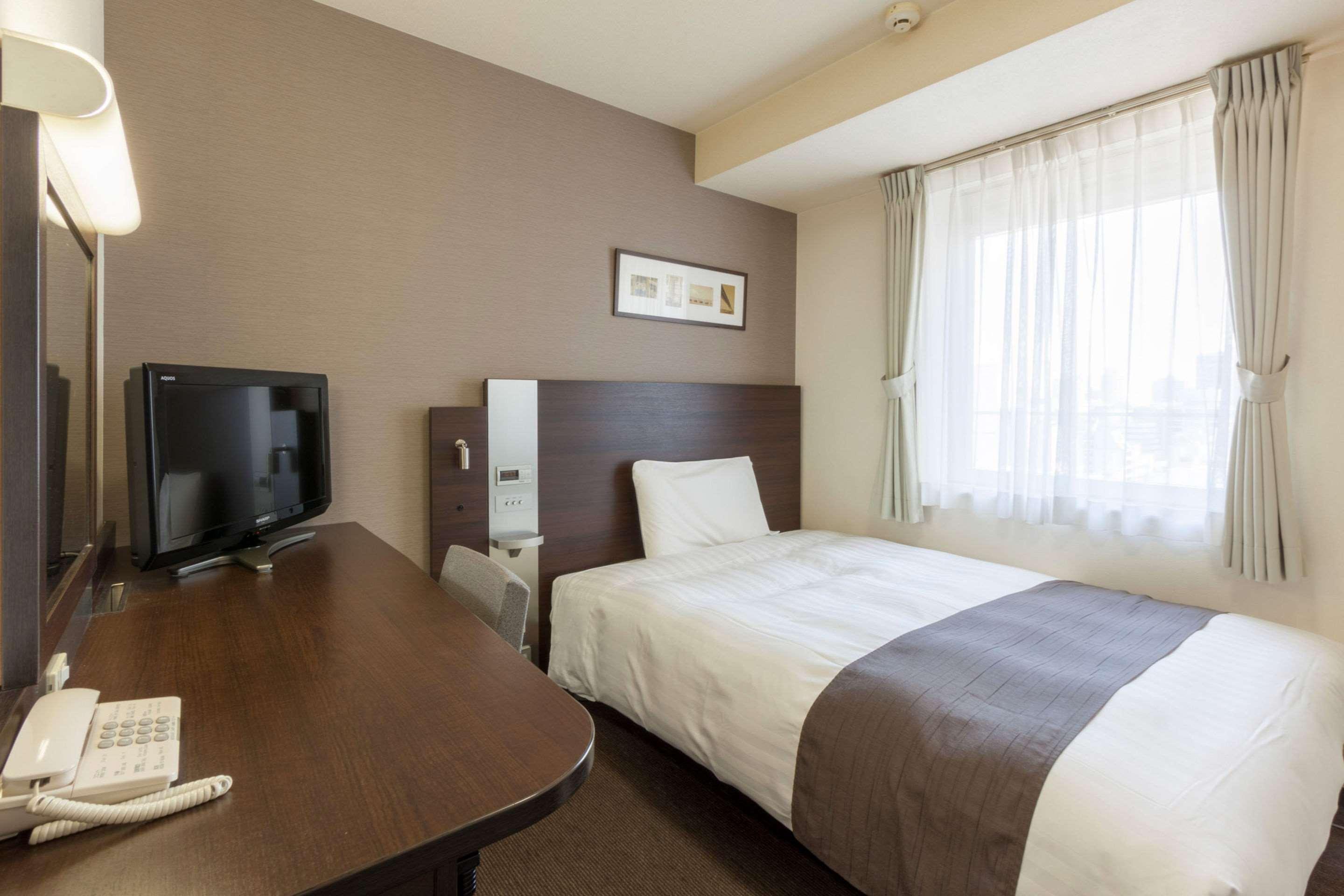 Comfort Yokohama Kannai — photo 3