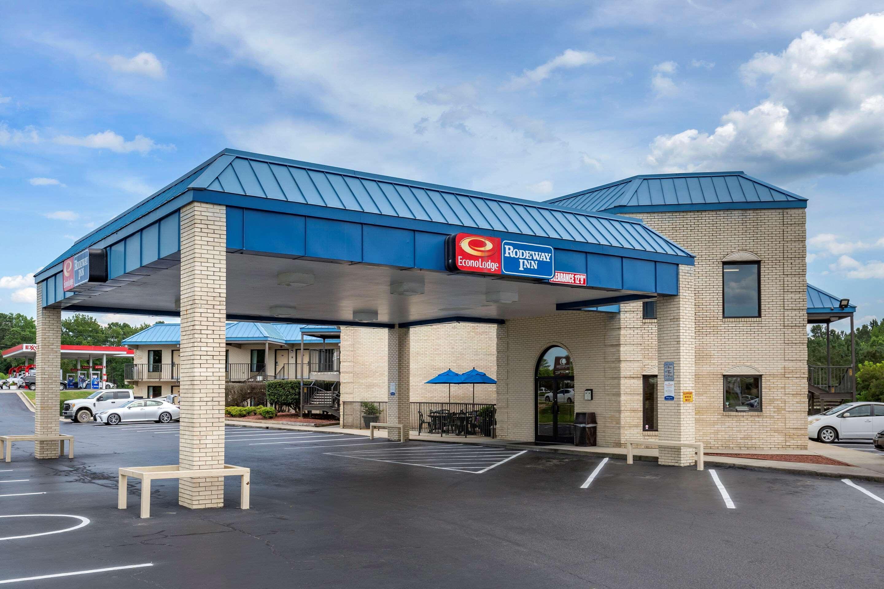 Econo Lodge Fayetteville — photo 4