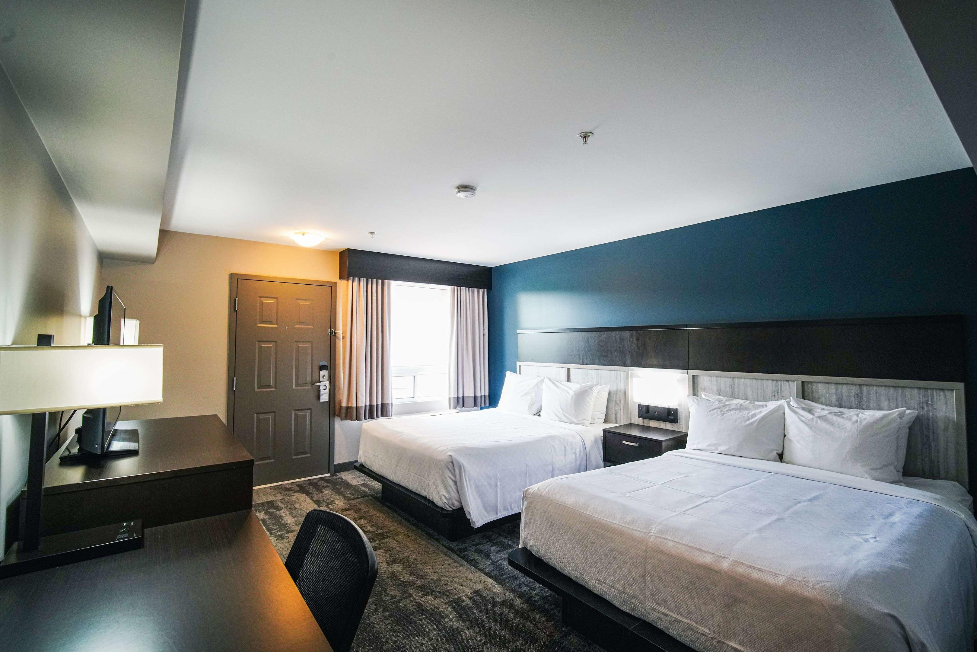 Best Western Plus Chocolate Lake Hotel — photo 3