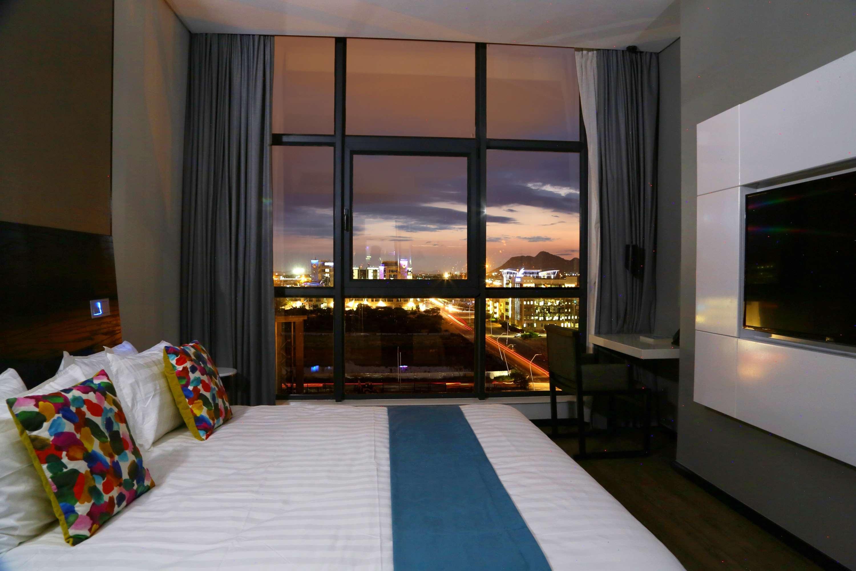 Room50two — photo 4