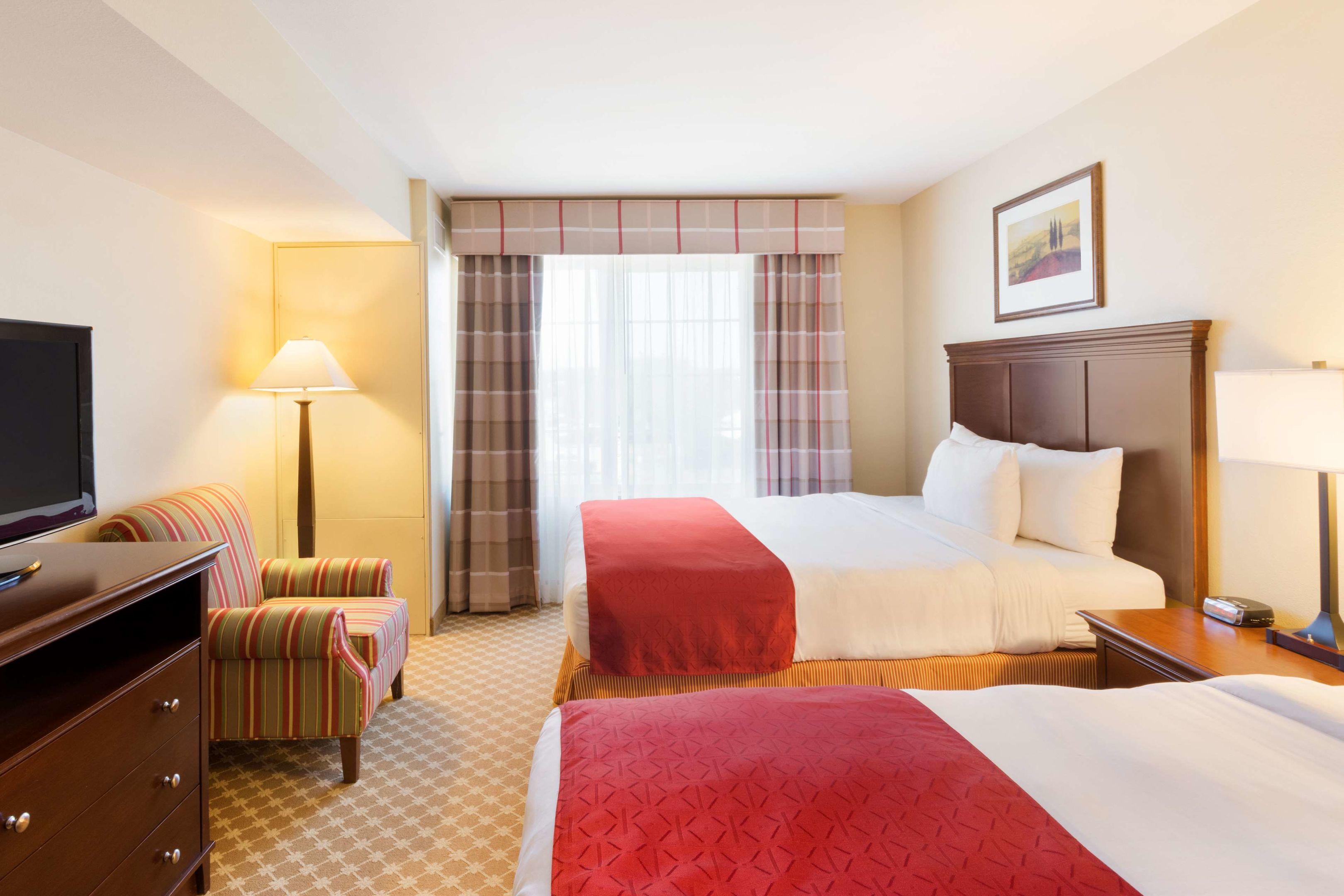Country Inn & Suites by Radisson, Covington, LA — photo 5