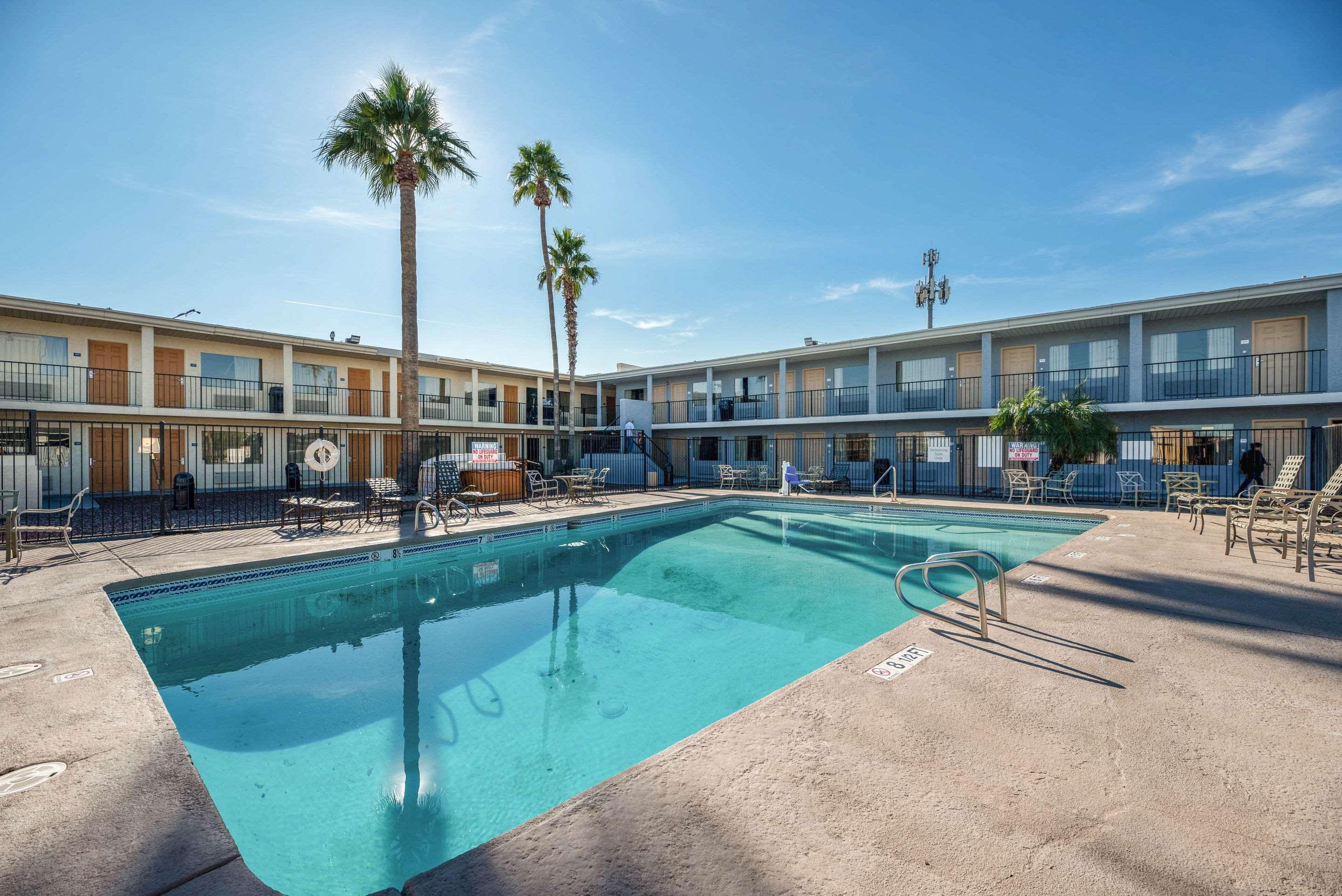 Econo Lodge — photo 5