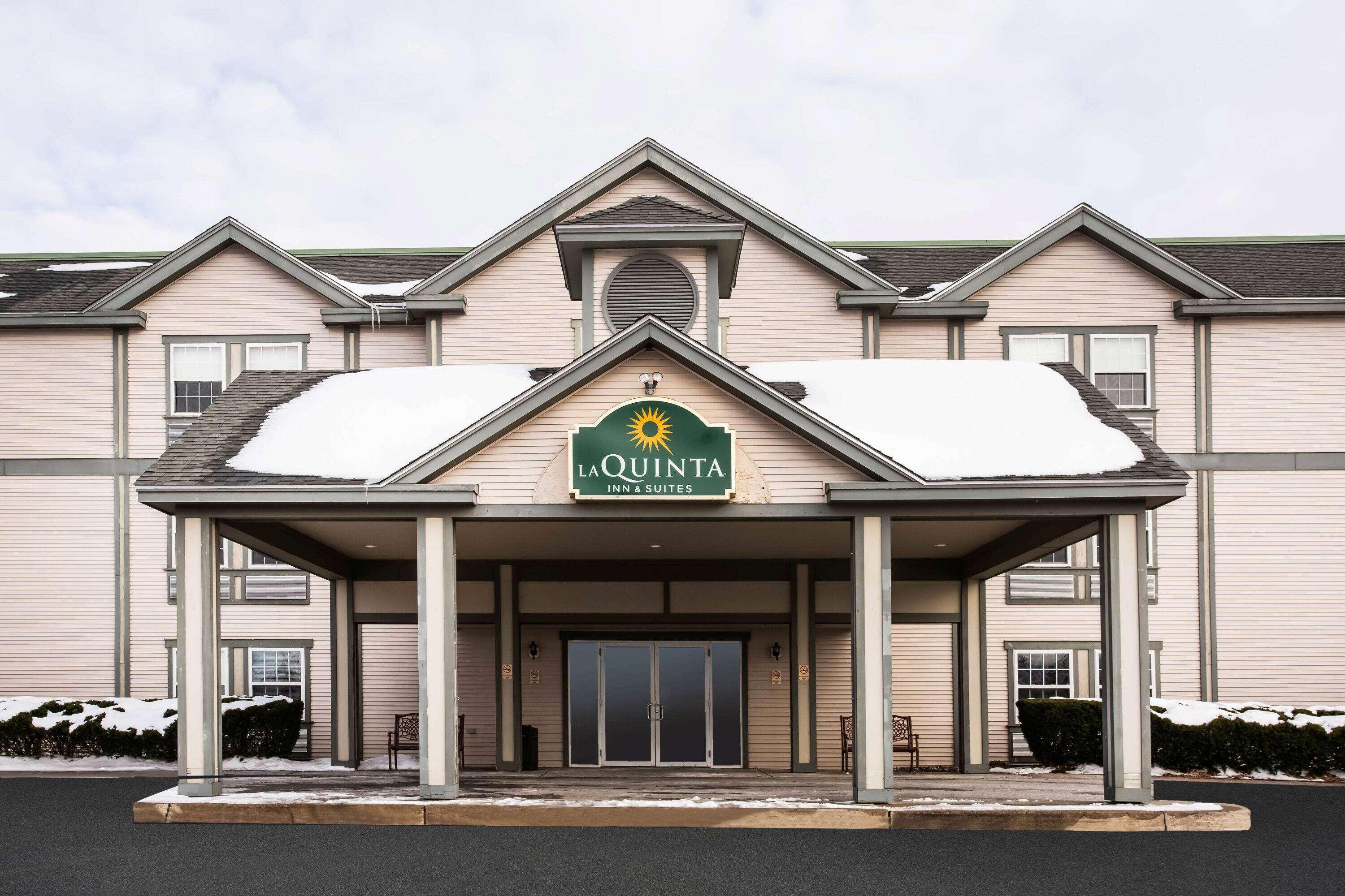 La Quinta Inn & Suites St Albans — photo 4