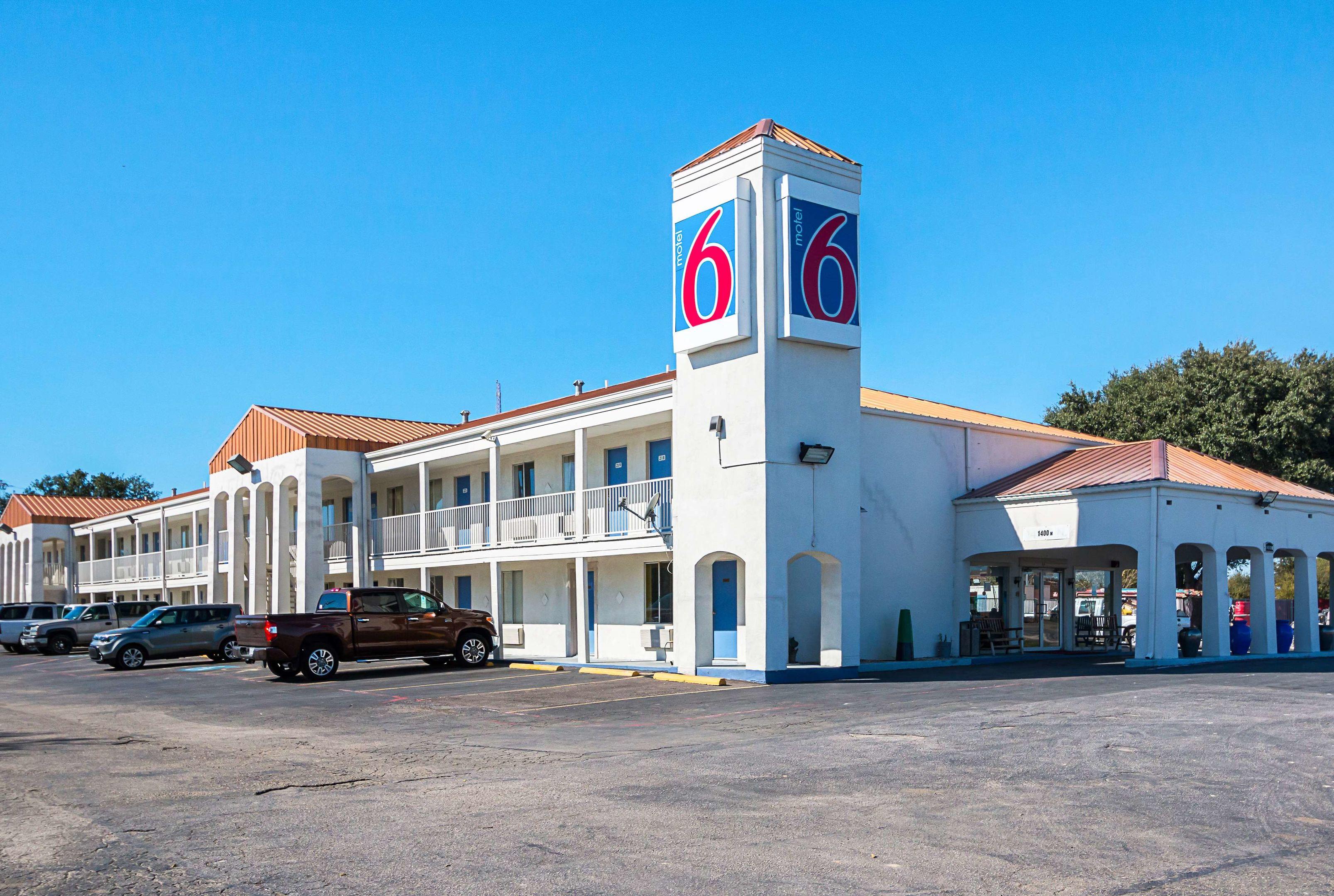 Motel 6 Round Rock — photo 4