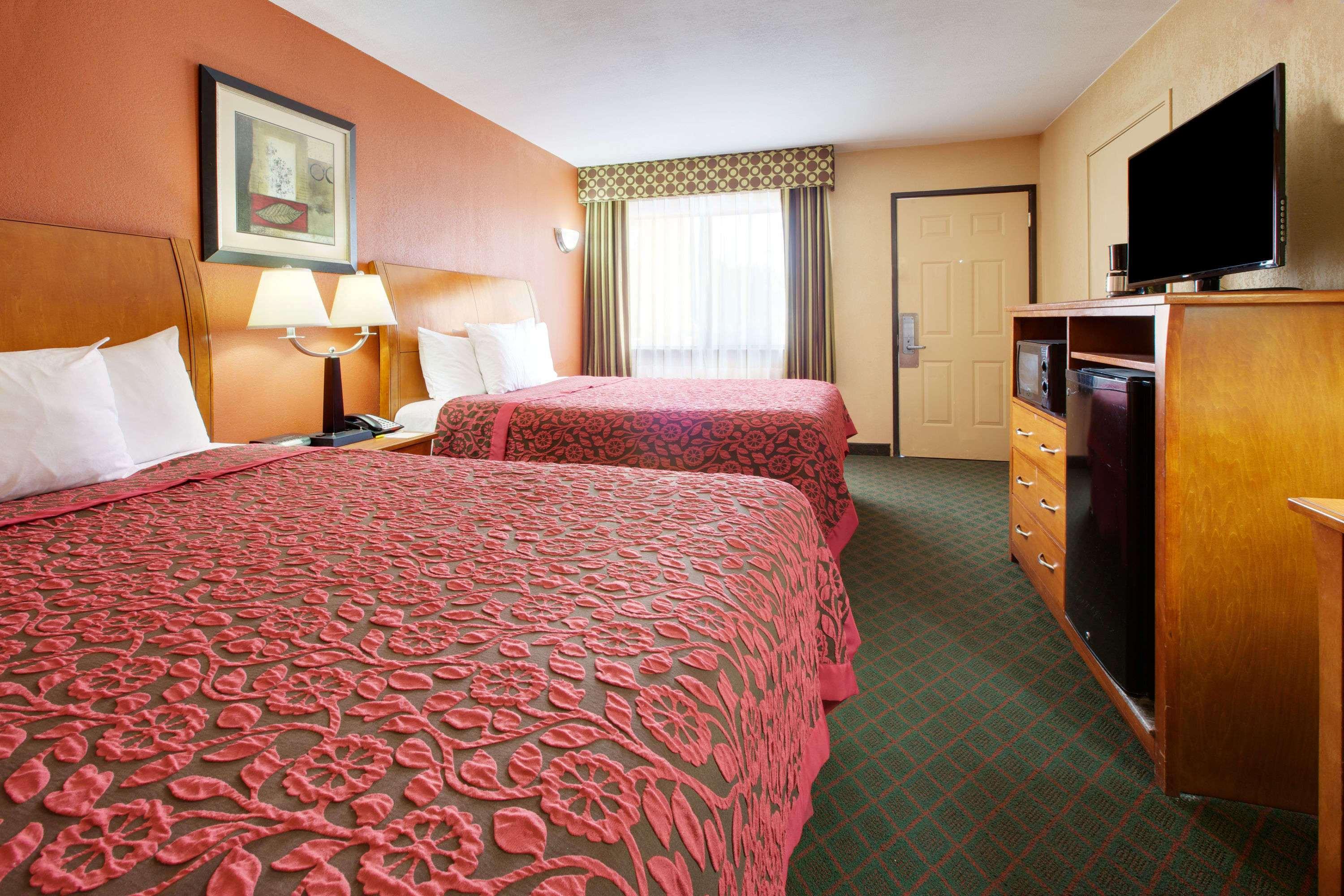 Days Inn Fairfield — photo 5