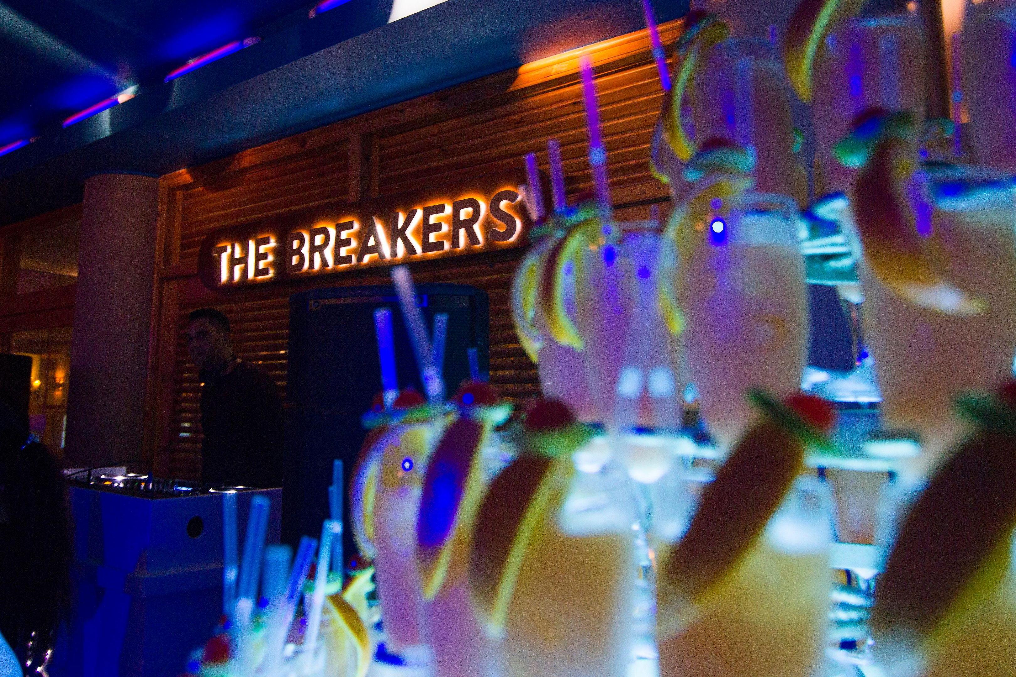 The Breakers Diving & Surfing Lodge — photo 5
