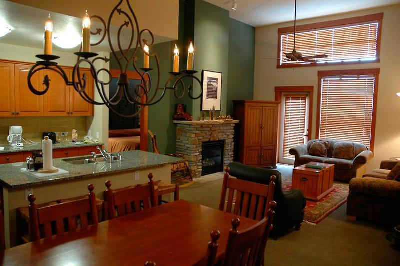 The Village Lodge — photo 5