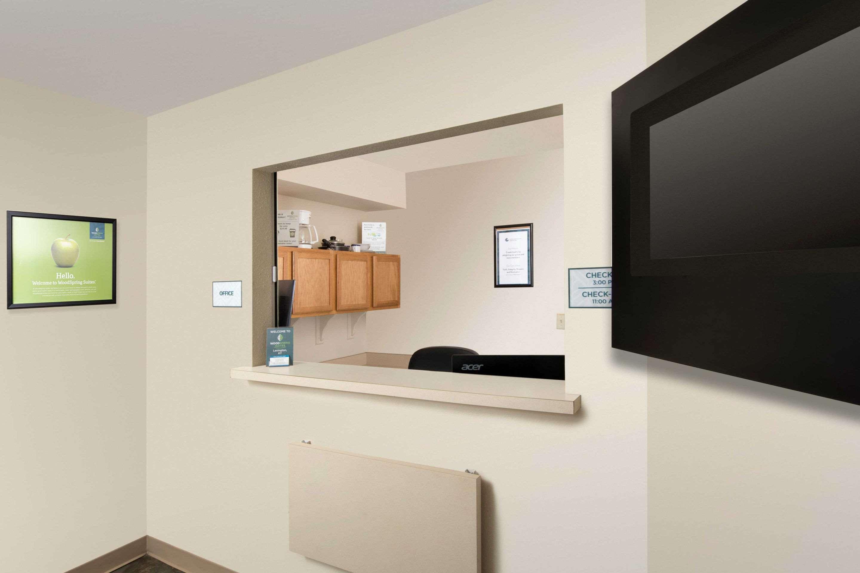 WoodSpring Suites Lexington — photo 5