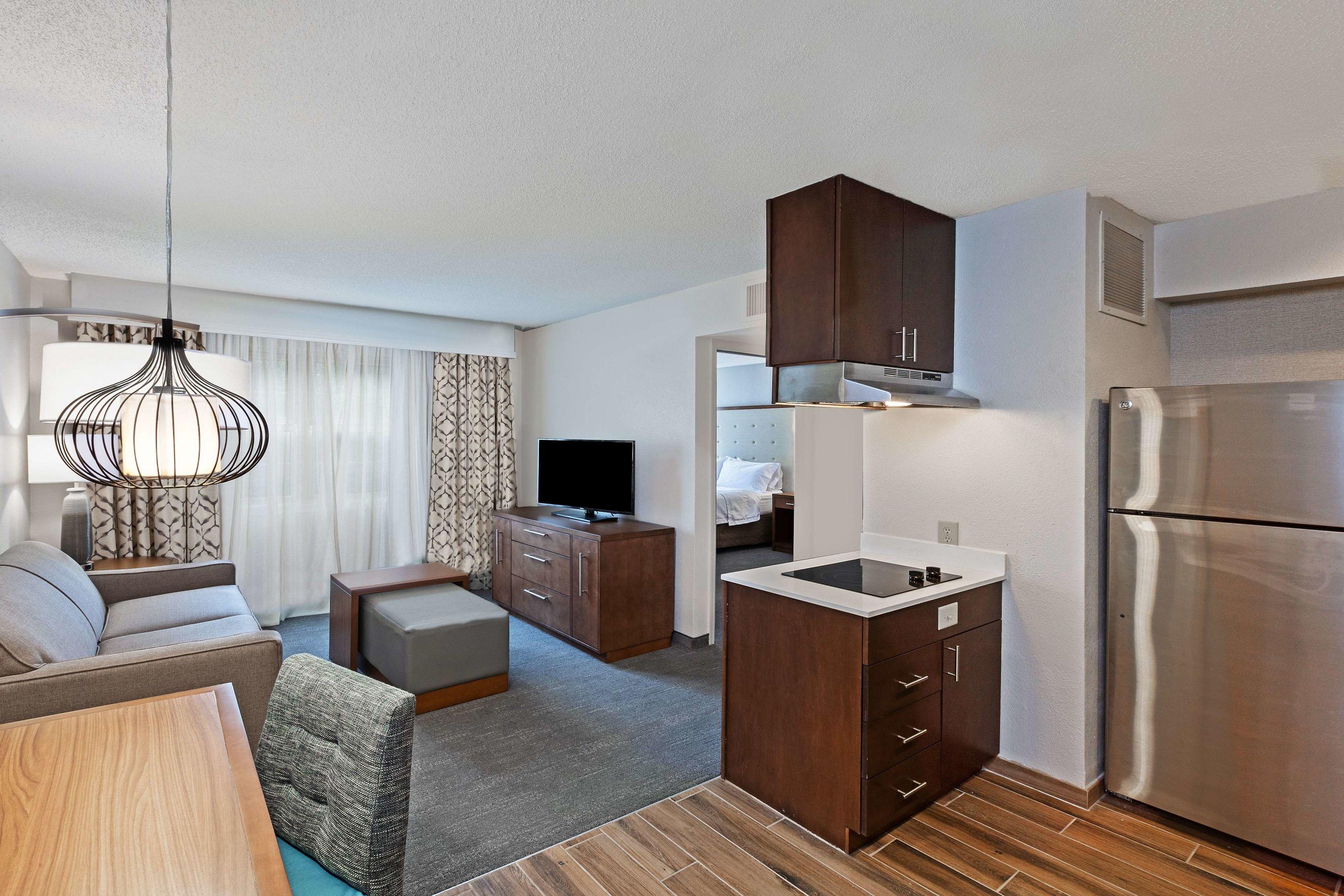 Homewood Suites by Hilton Greensboro — photo 4