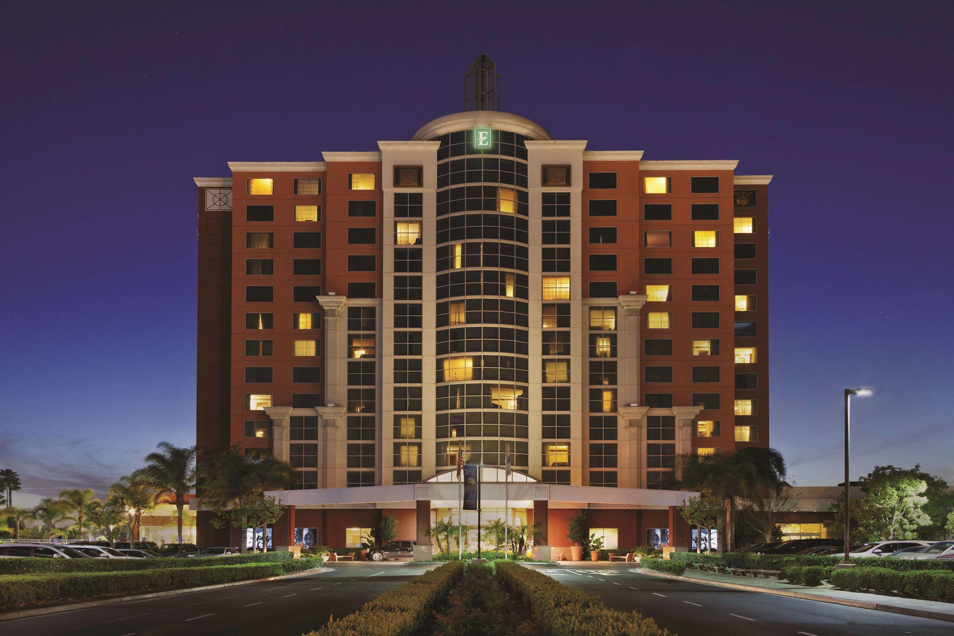 Embassy Suites By Hilton Anaheim South — photo 4