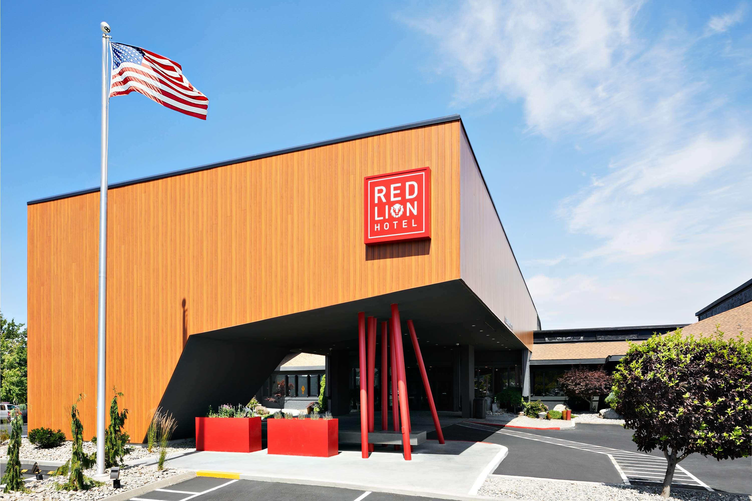 Red Lion Hotel Wenatchee — photo 3