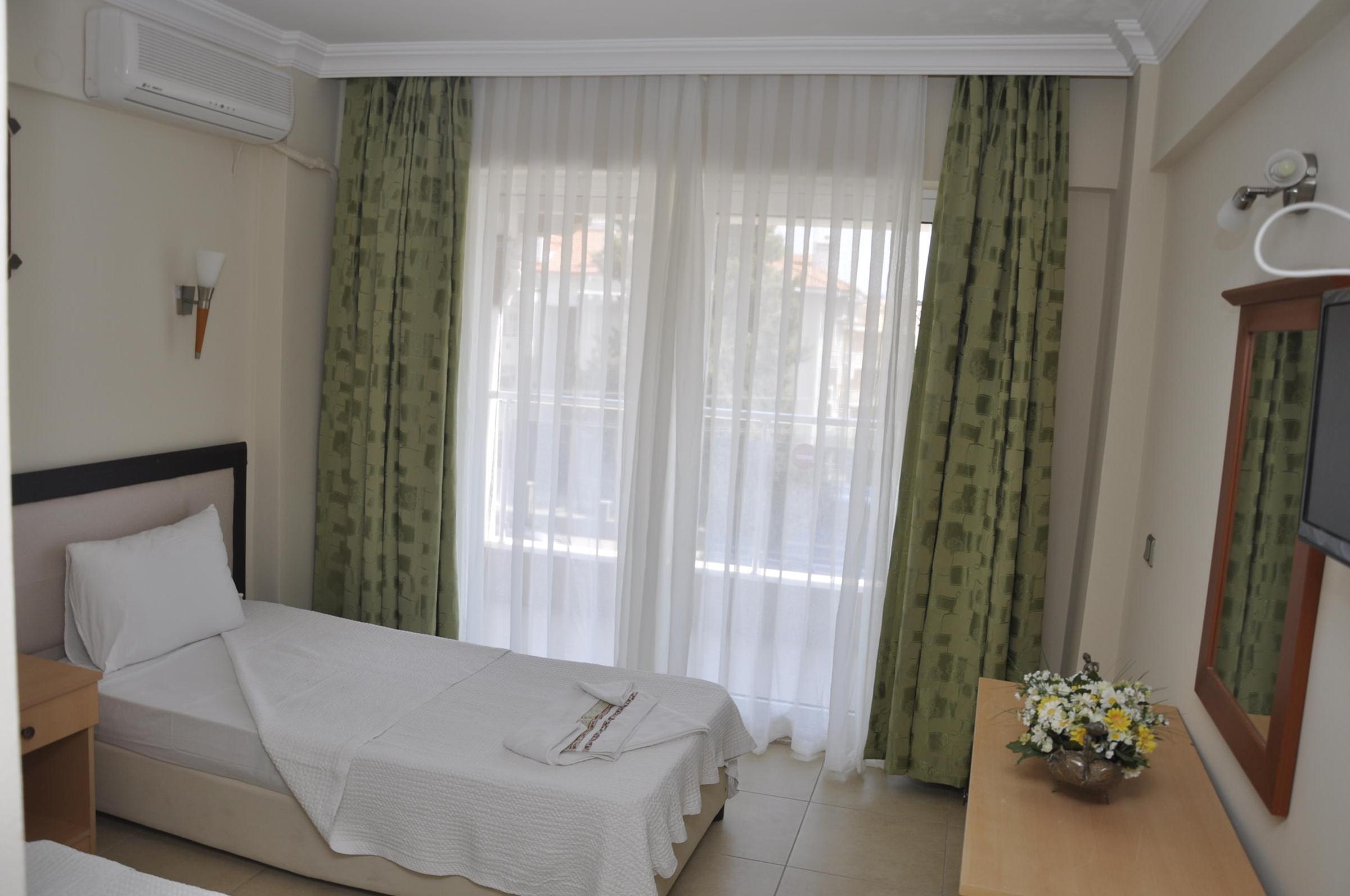 Moni Hotel — photo 4