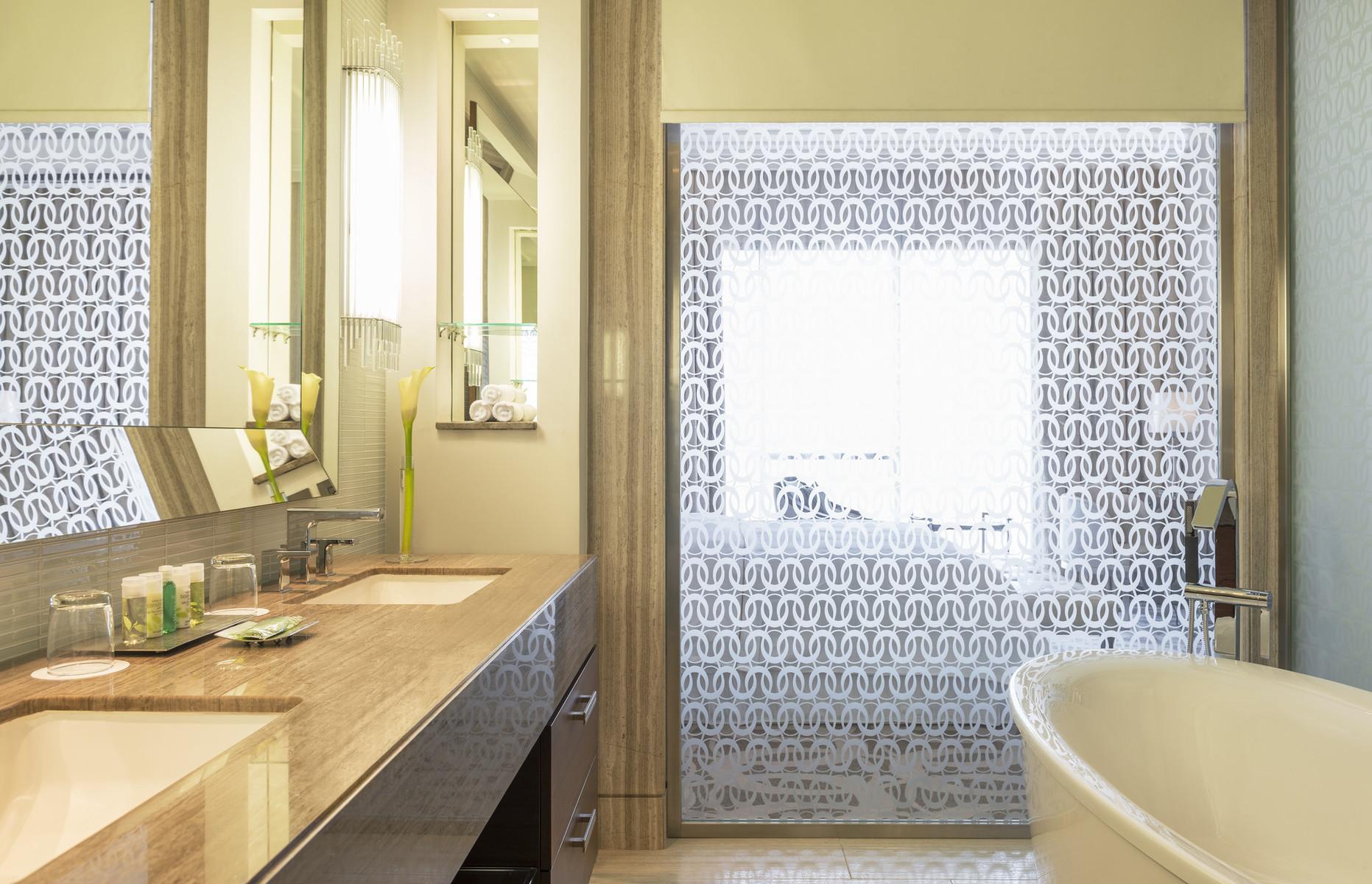 Hilton Dubai Al Habtoor City — photo 4