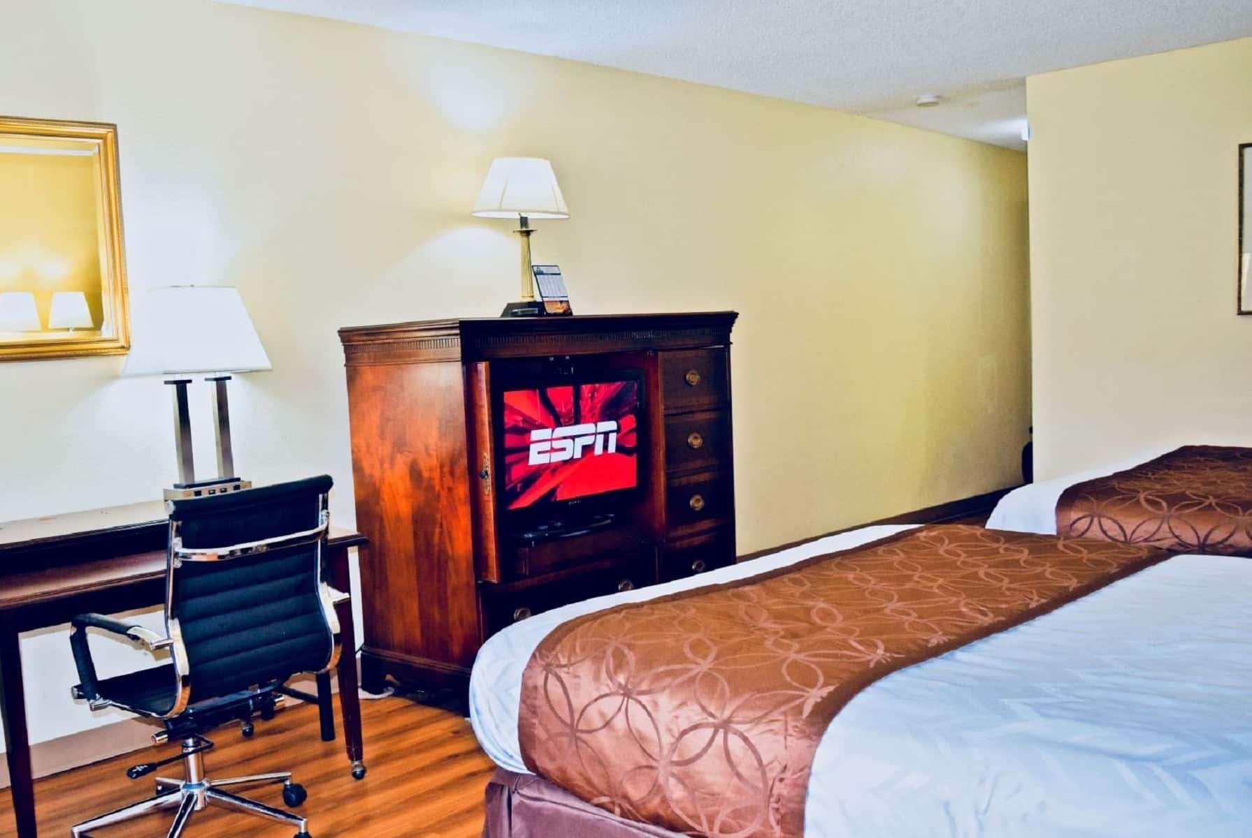 Days Inn Burleson Ft. Worth — photo 5