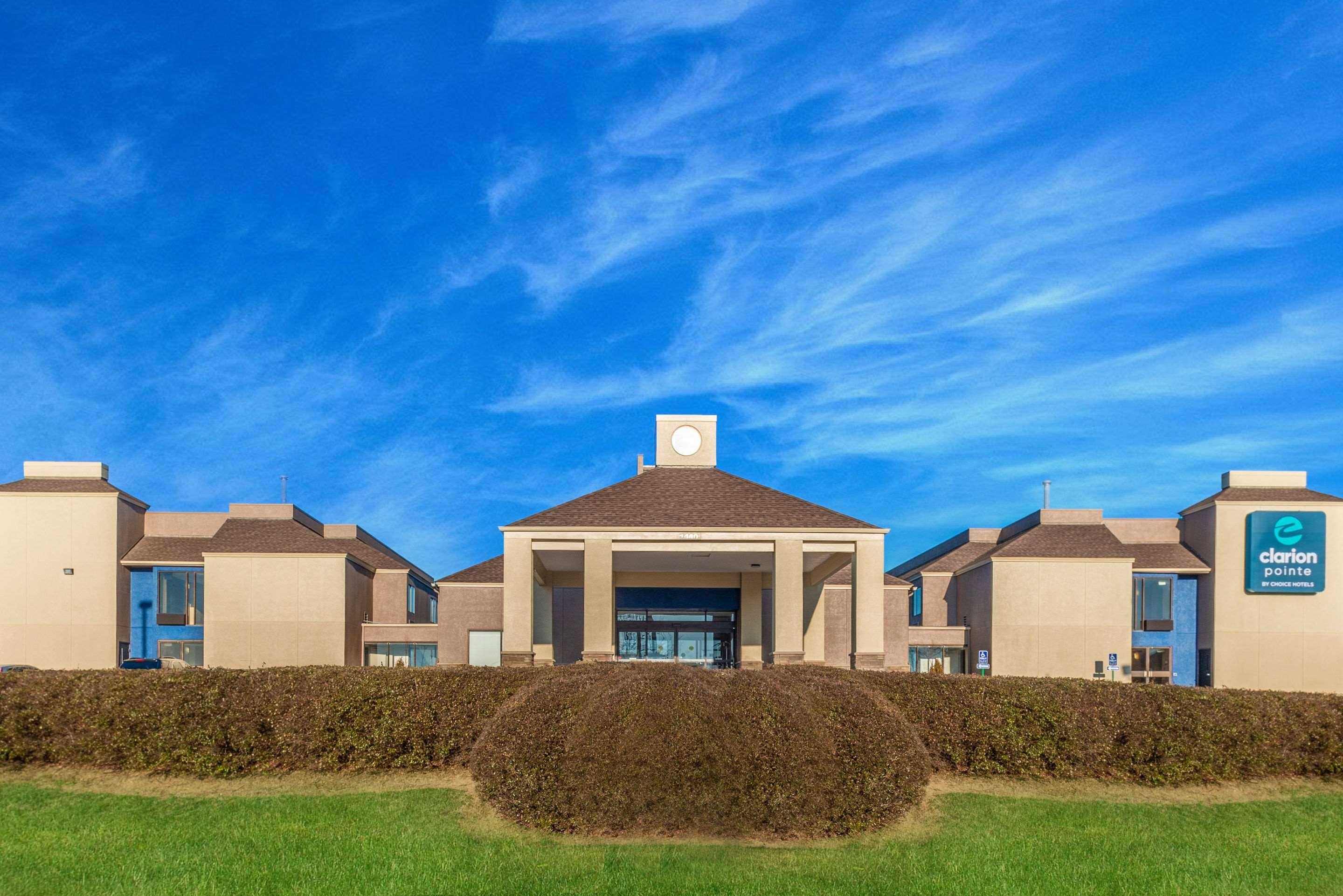 Clarion Pointe Harrisonburg — photo 5