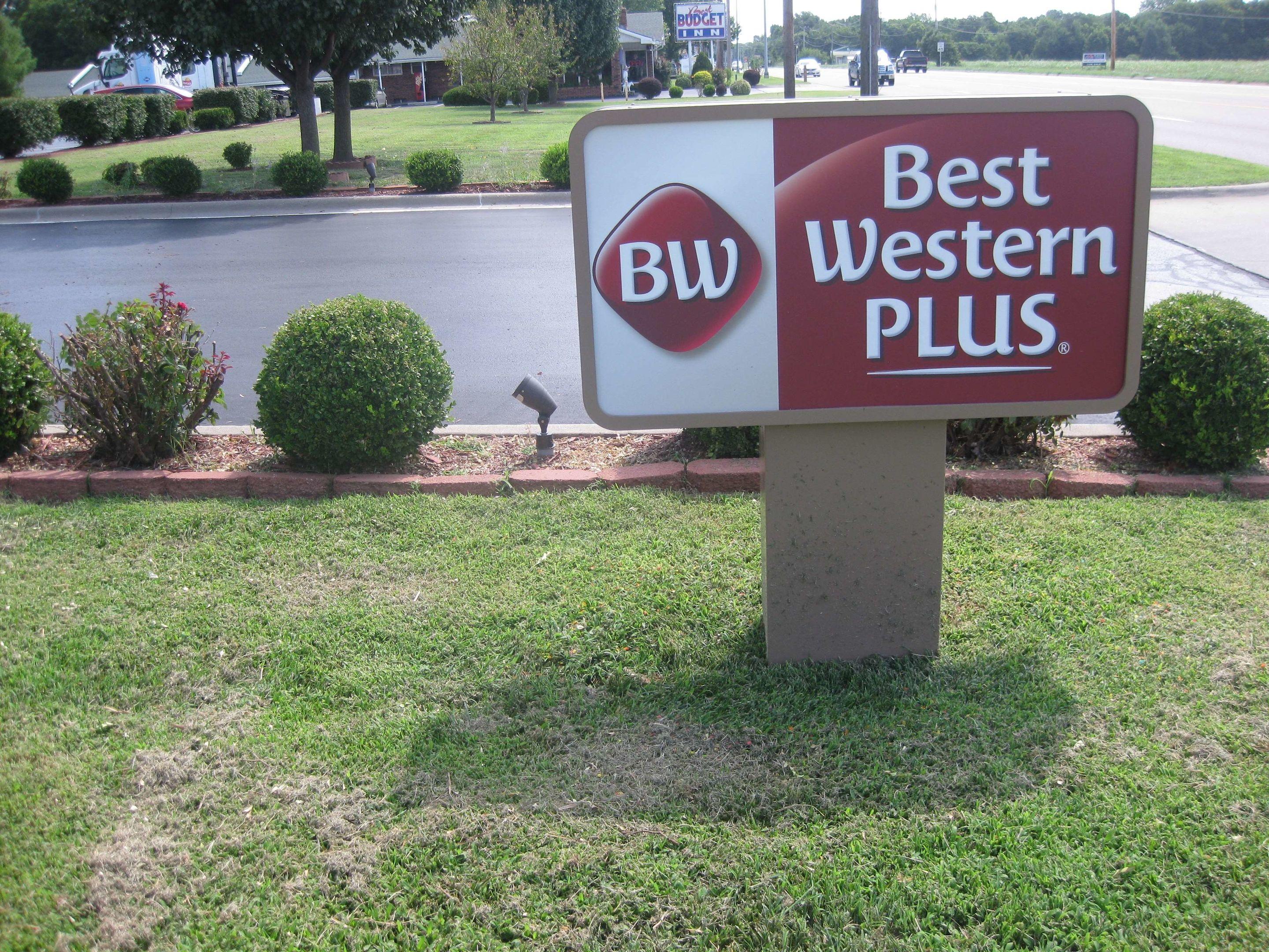 Best Western Plus Springfield Airport Inn — photo 3