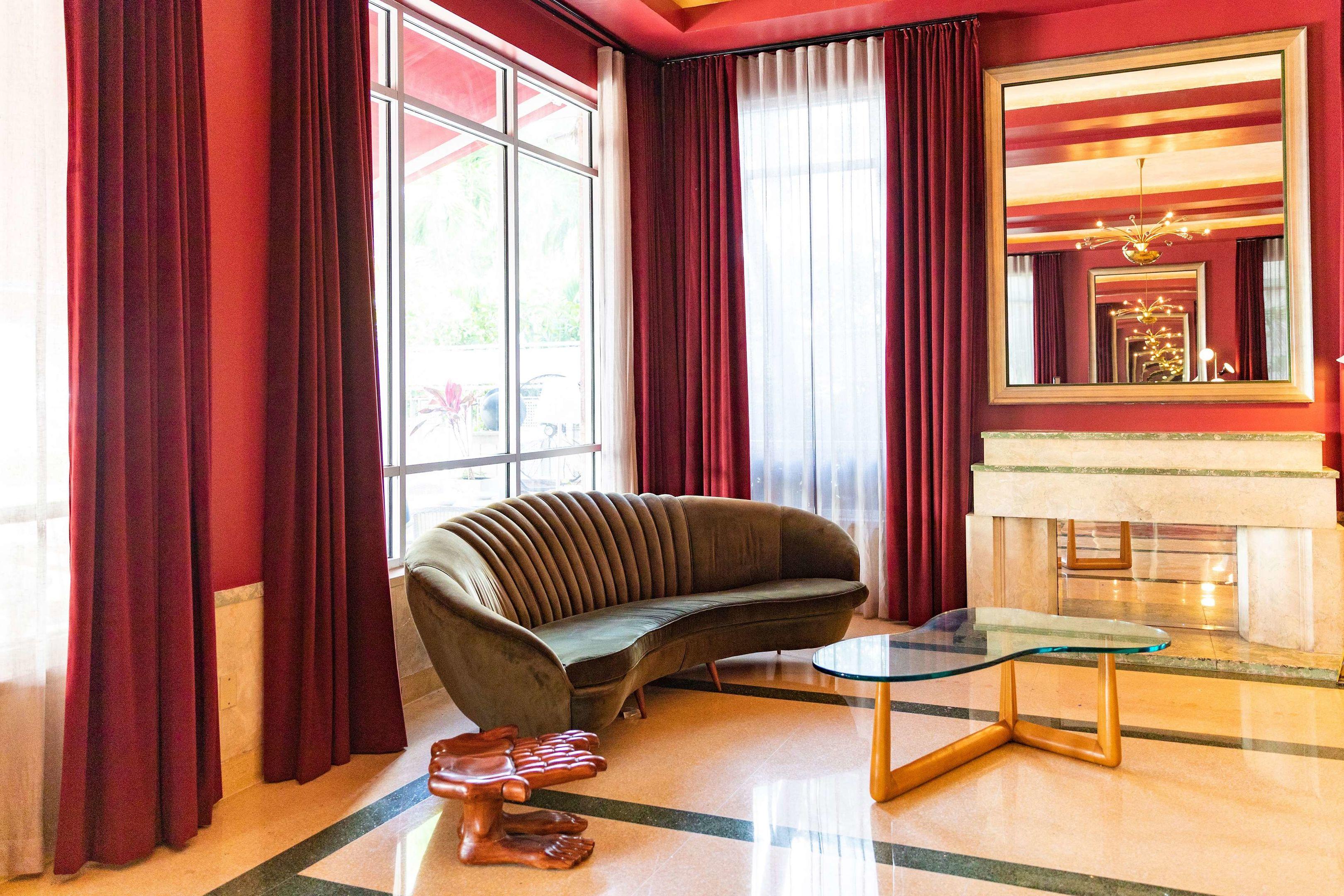 Crest Hotel Suites — photo 5