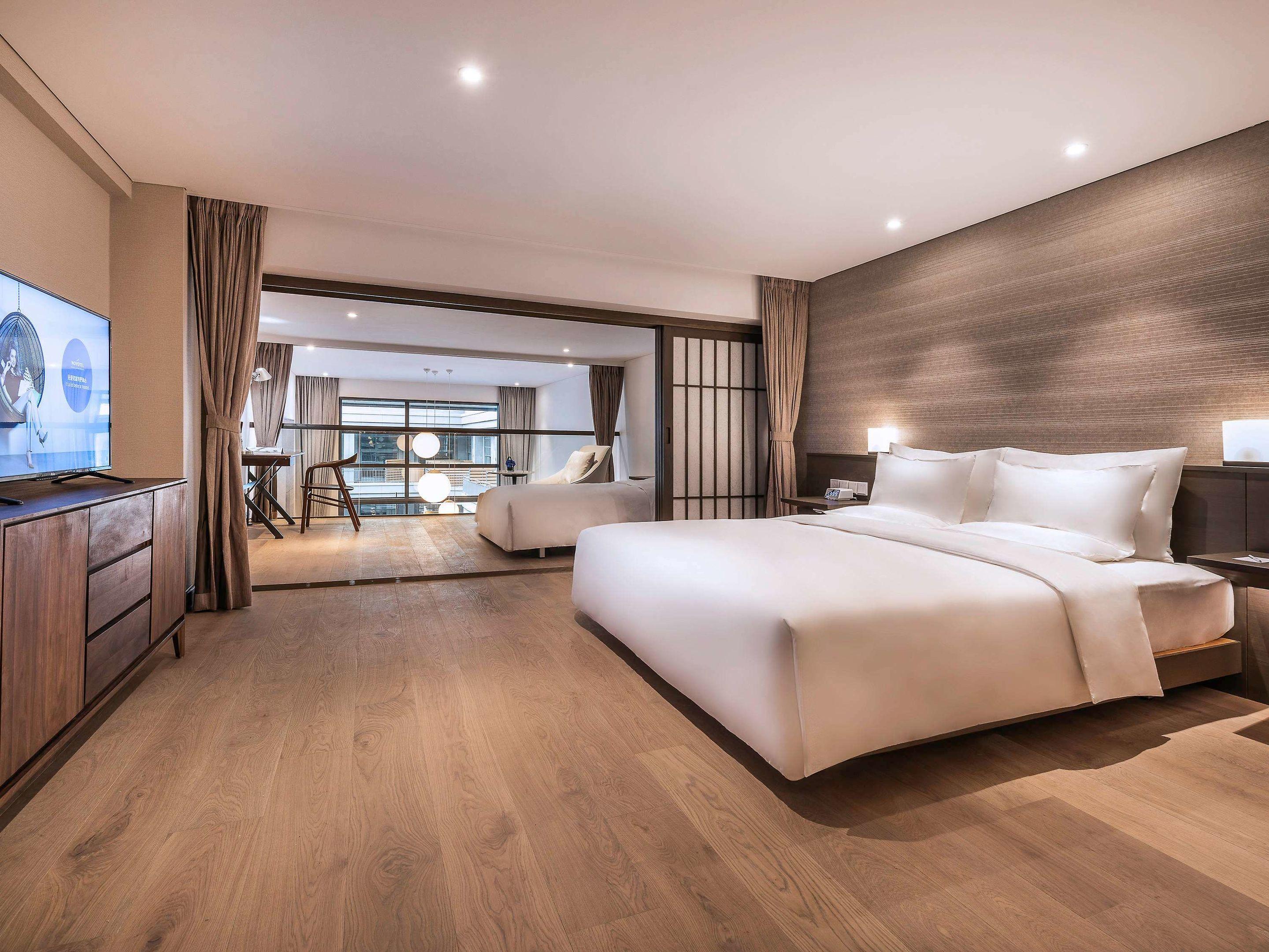Novotel Suites Shanghai Hongqiao Hotel — photo 4