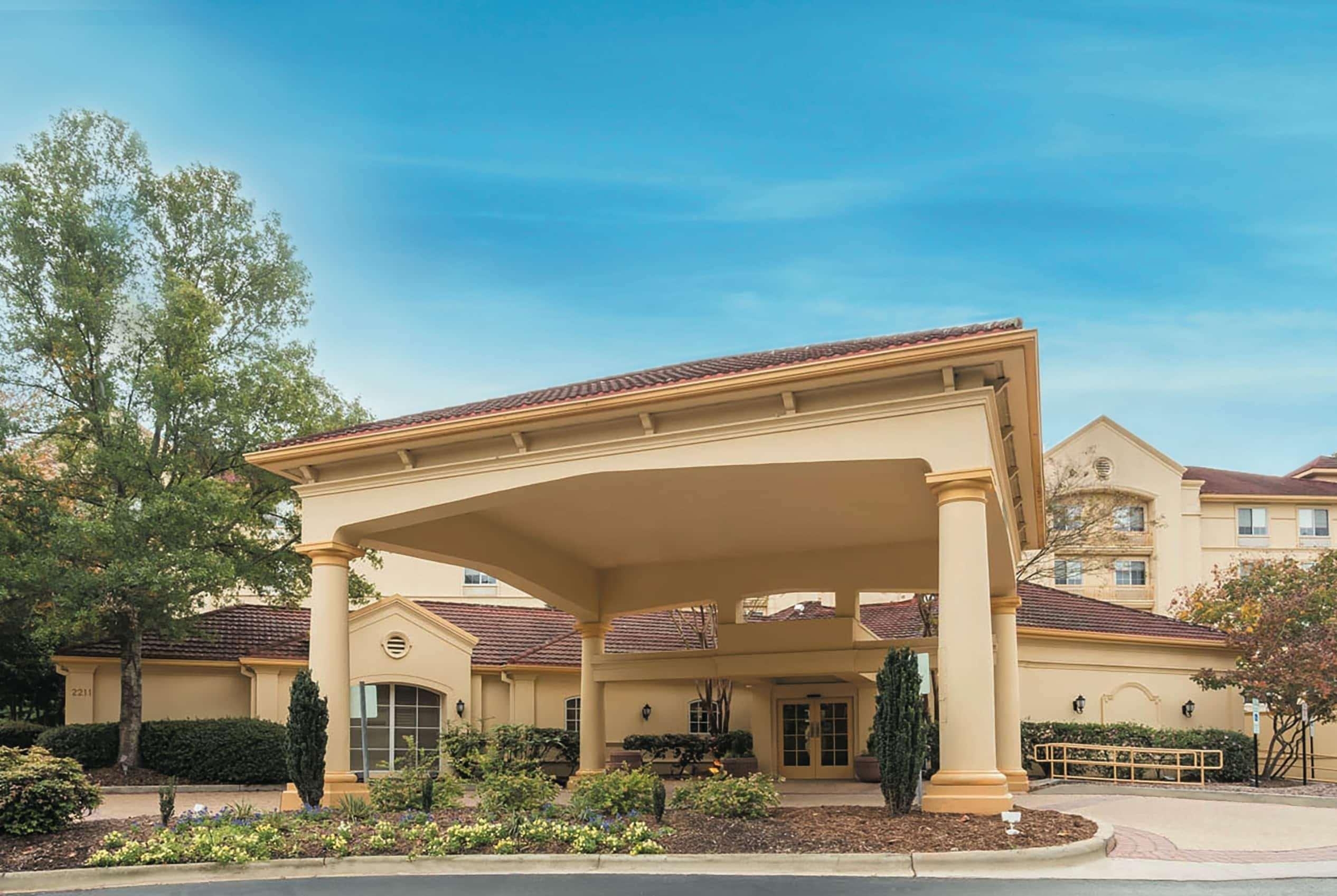 La Quinta Inn & Suites Raleigh Crabtree — photo 5