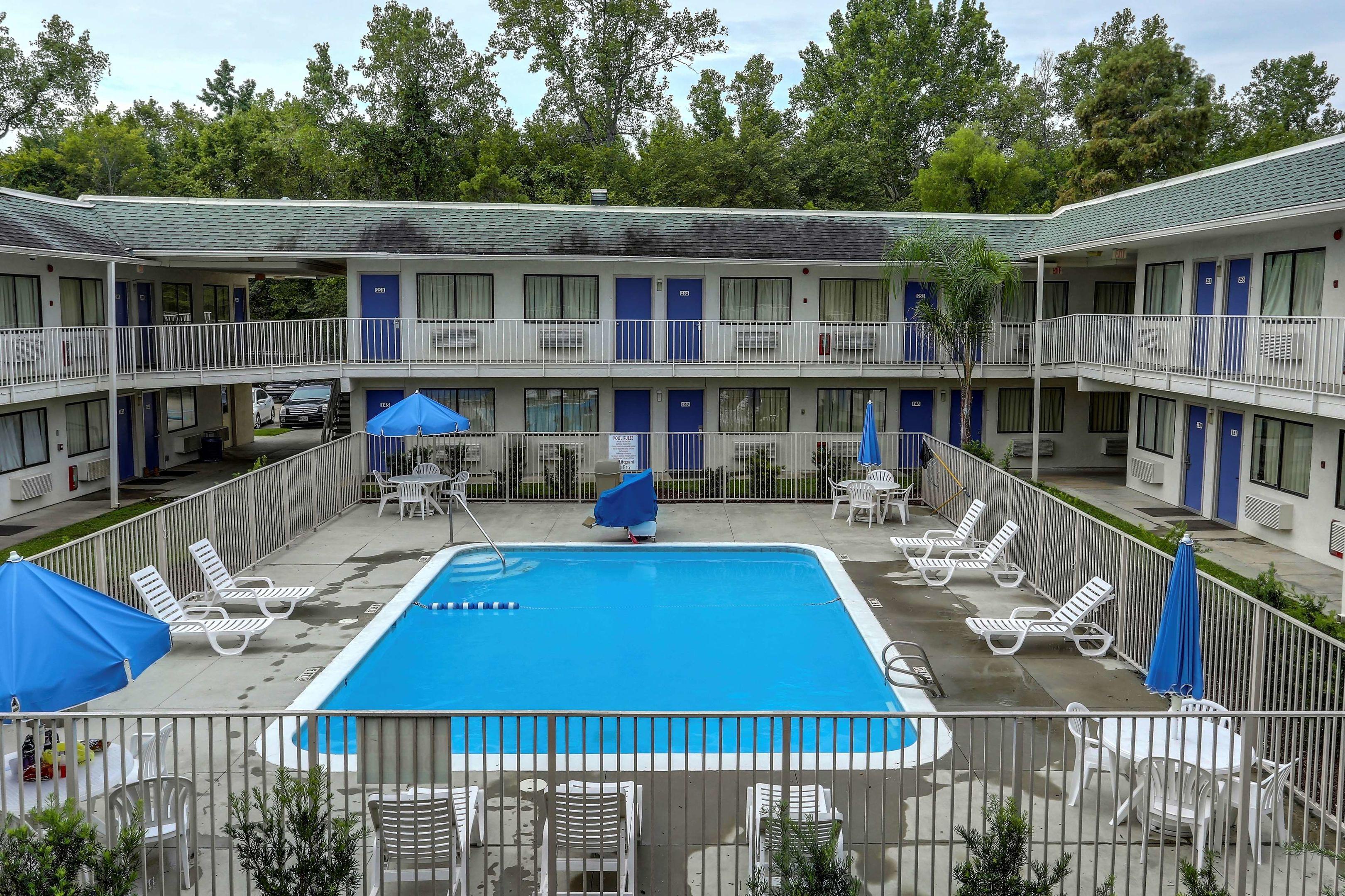 Motel 6 Baton Rouge Port Allen — photo 4
