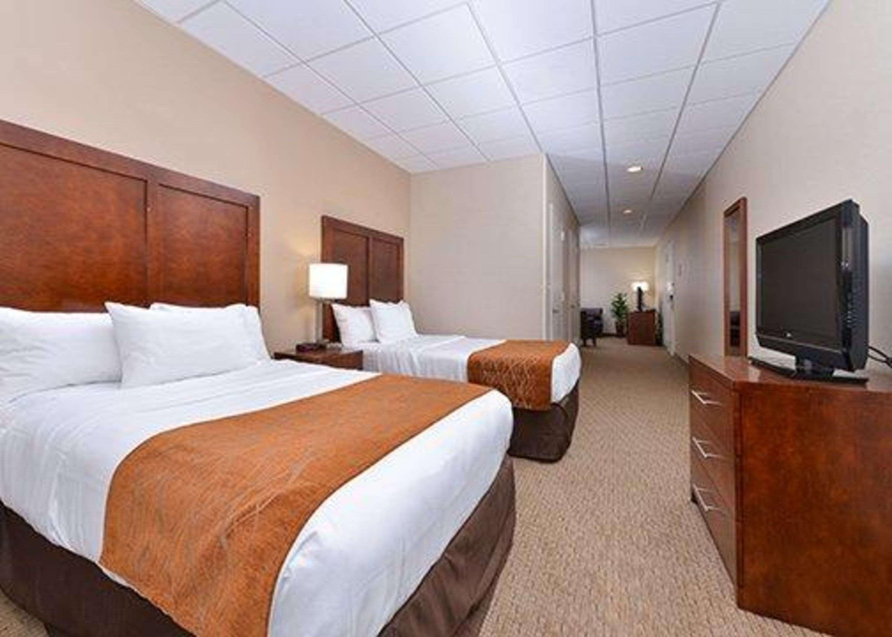 Comfort Inn - Syosset — photo 5