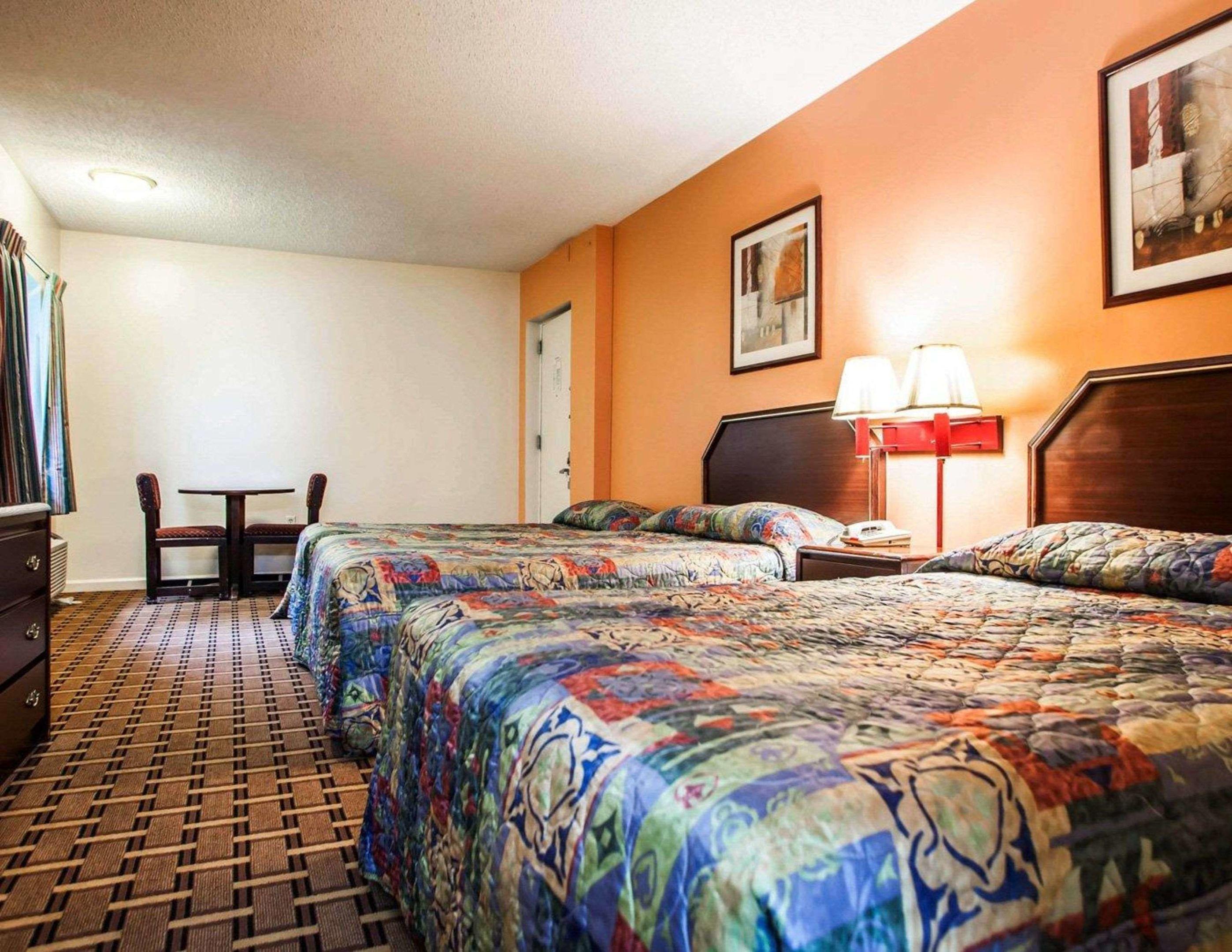Rodeway Inn Rahway — photo 4