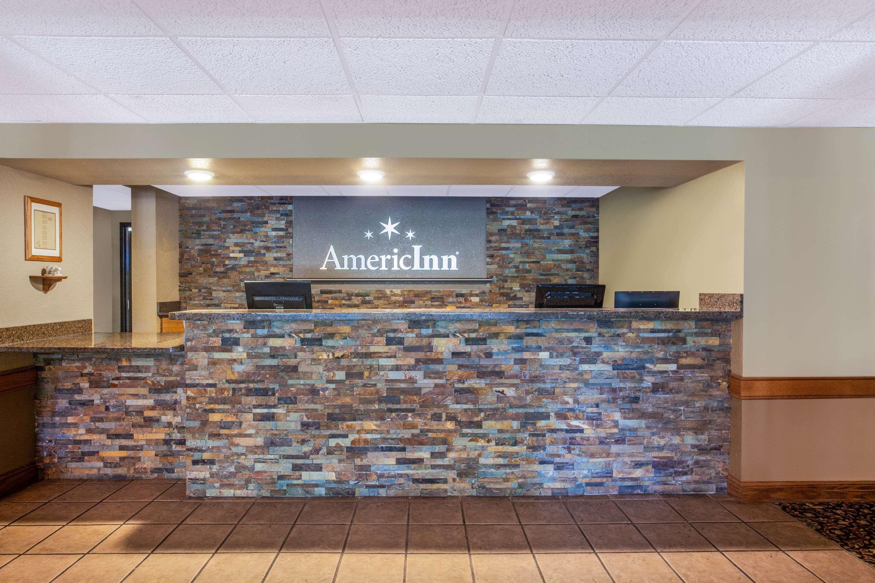 AmericInn Lodge & Suites White Bear Lake — photo 3