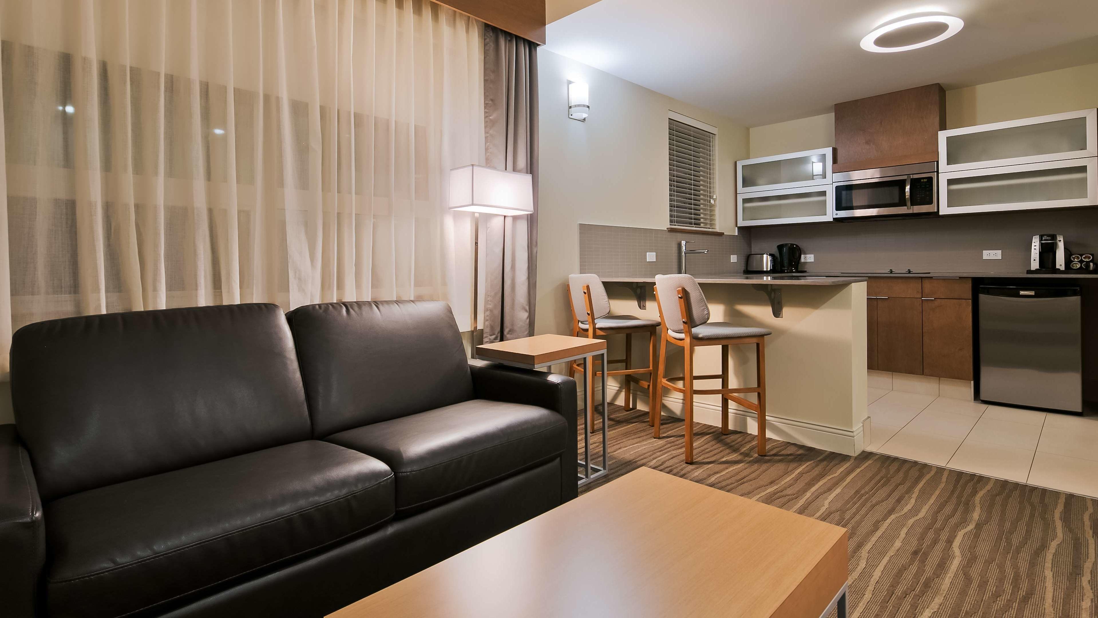Best Western Plus Sawridge Suites — photo 5
